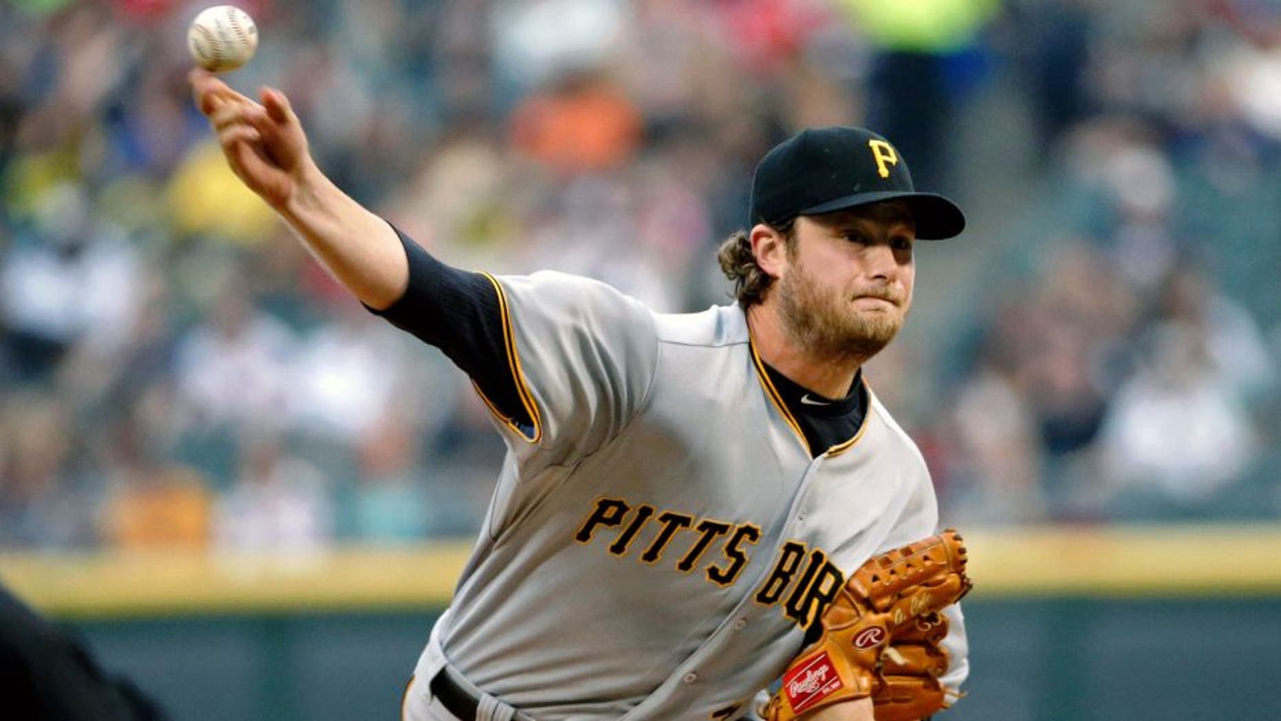 CHICAGO, IL - JUNE 18: Gerrit Cole #45 of the Pittsburgh Pirates pitches against the Chicago White Sox during the first inning at U.S. Cellular Field on June 18, 2015 in Chicago, Illinois. (Photo by Jon Durr/Getty Images)