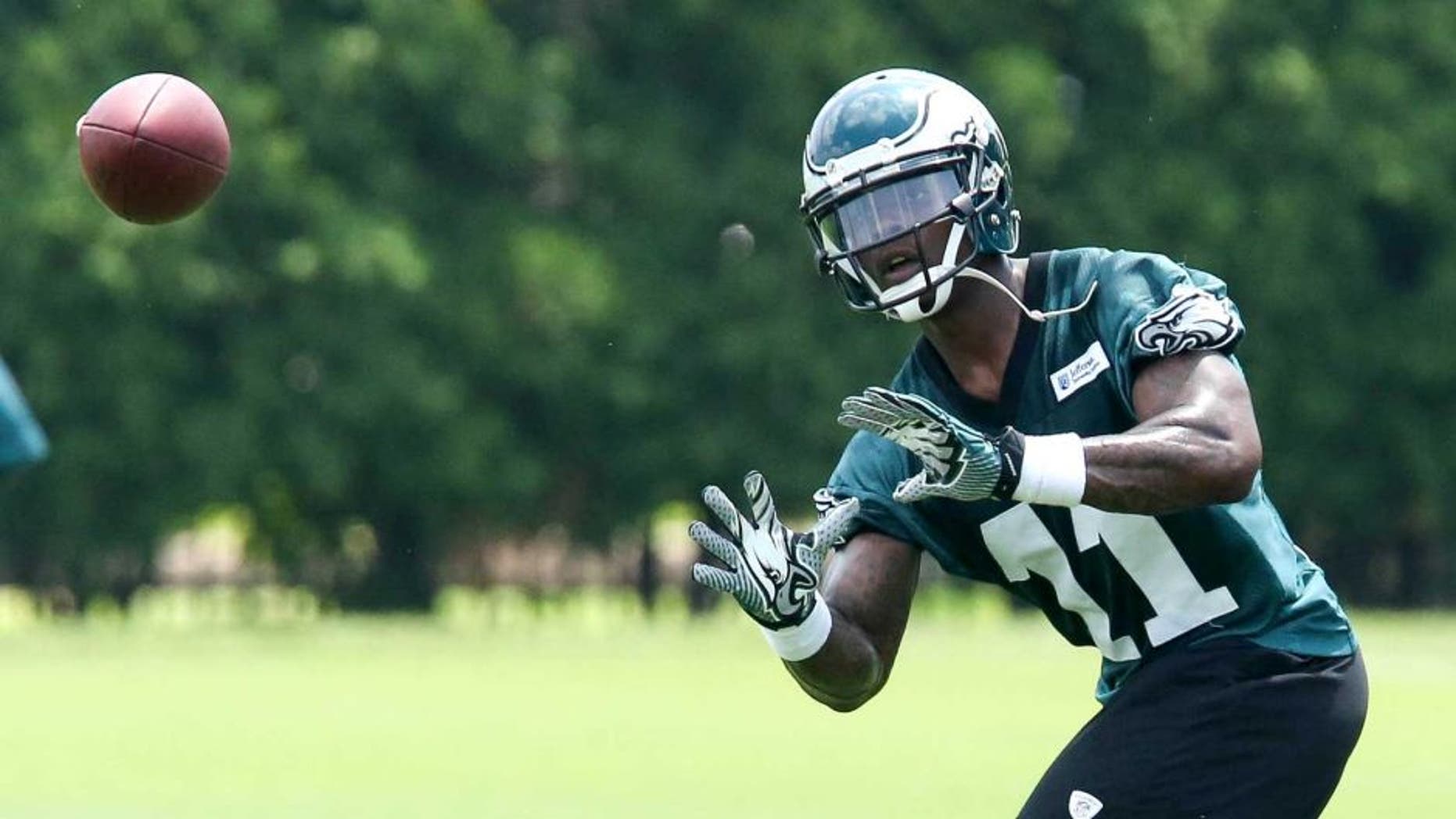 Jun 17, 2014; Philadelphia, PA, USA; Philadelphia Eagles wide receiver Josh Huff (11) catches the ball during mini camp at the Philadelphia Eagles NovaCare Complex. Mandatory Credit: Bill Streicher-USA TODAY Sports