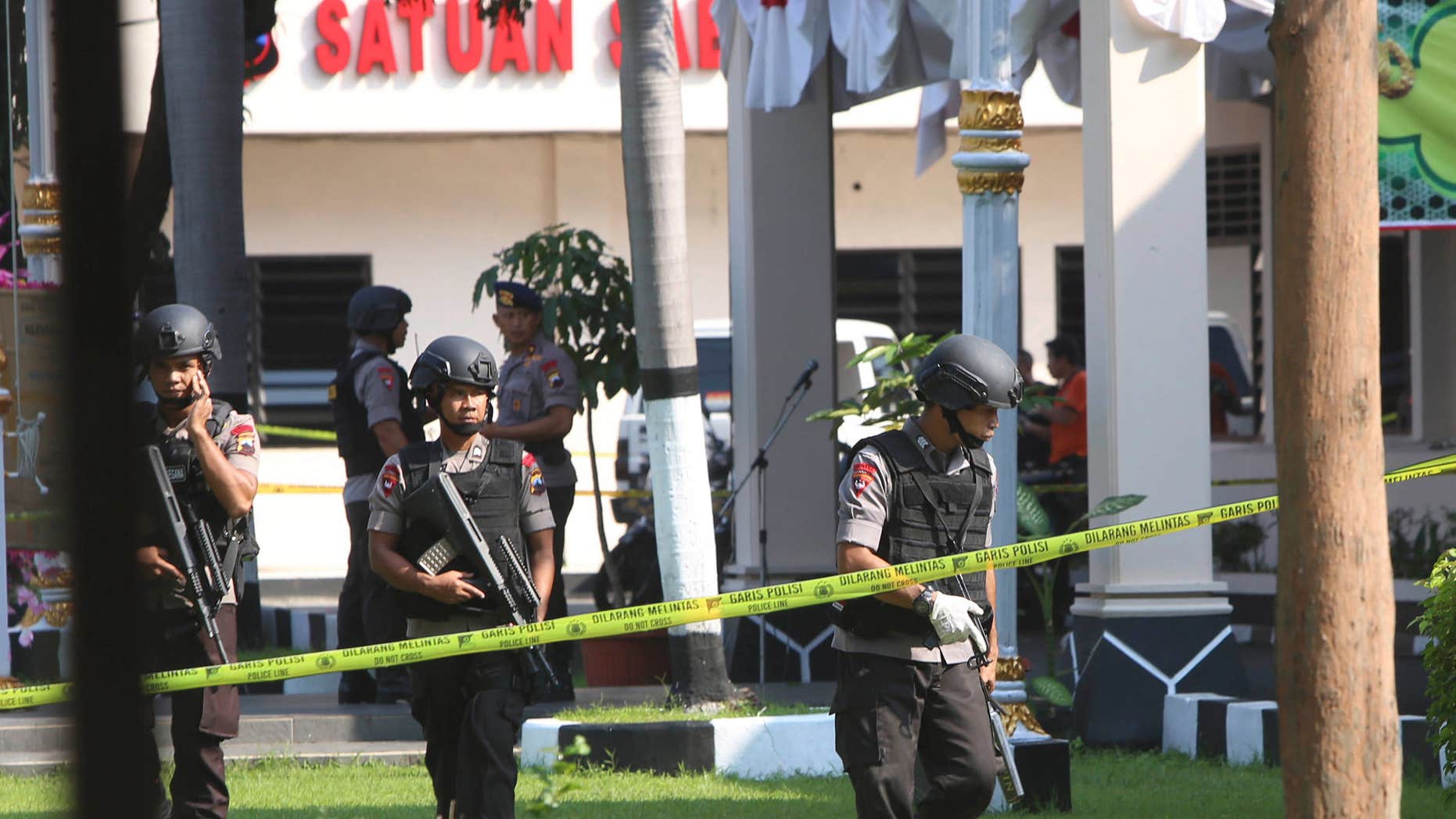 Suicide Bomber In Indonesia Linked To ISIS Leader | Fox News