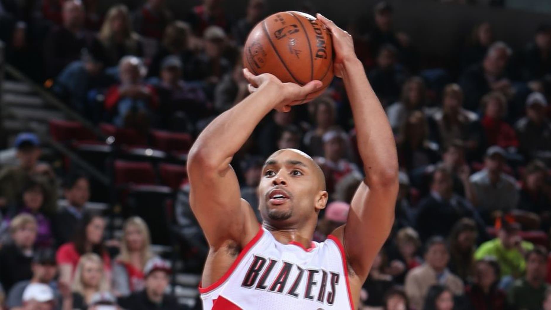 PORTLAND, OR - MARCH 26: Gerald Henderson #9 of the Portland Trail Blazers shoots the ball against the Philadelphia 76ers on March 26, 2016 at the Moda Center in Portland, Oregon. NOTE TO USER: User expressly acknowledges and agrees that, by downloading and or using this Photograph, user is consenting to the terms and conditions of the Getty Images License Agreement. Mandatory Copyright Notice: Copyright 2016 NBAE (Photo by Sam Forencich/NBAE via Getty Images)