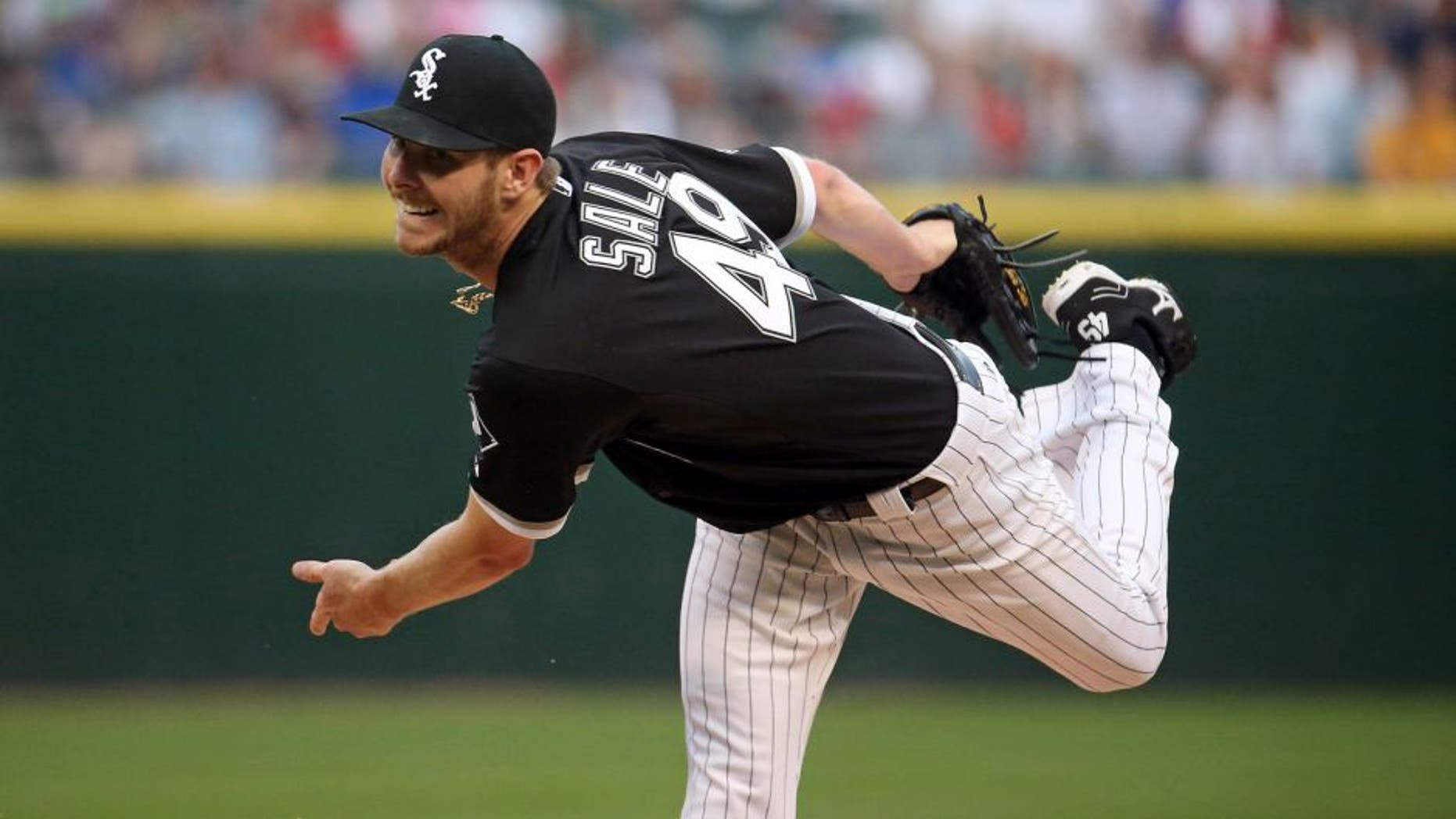 Chicago White Sox starting pitcher Chris Sale (49) delivers to the Toronto Blue Jays during the first inning on Monday, July 6, 2015, at U.S. Cellular Field in Chicago. (Brian Cassella/Chicago Tribune/TNS via Getty Images)