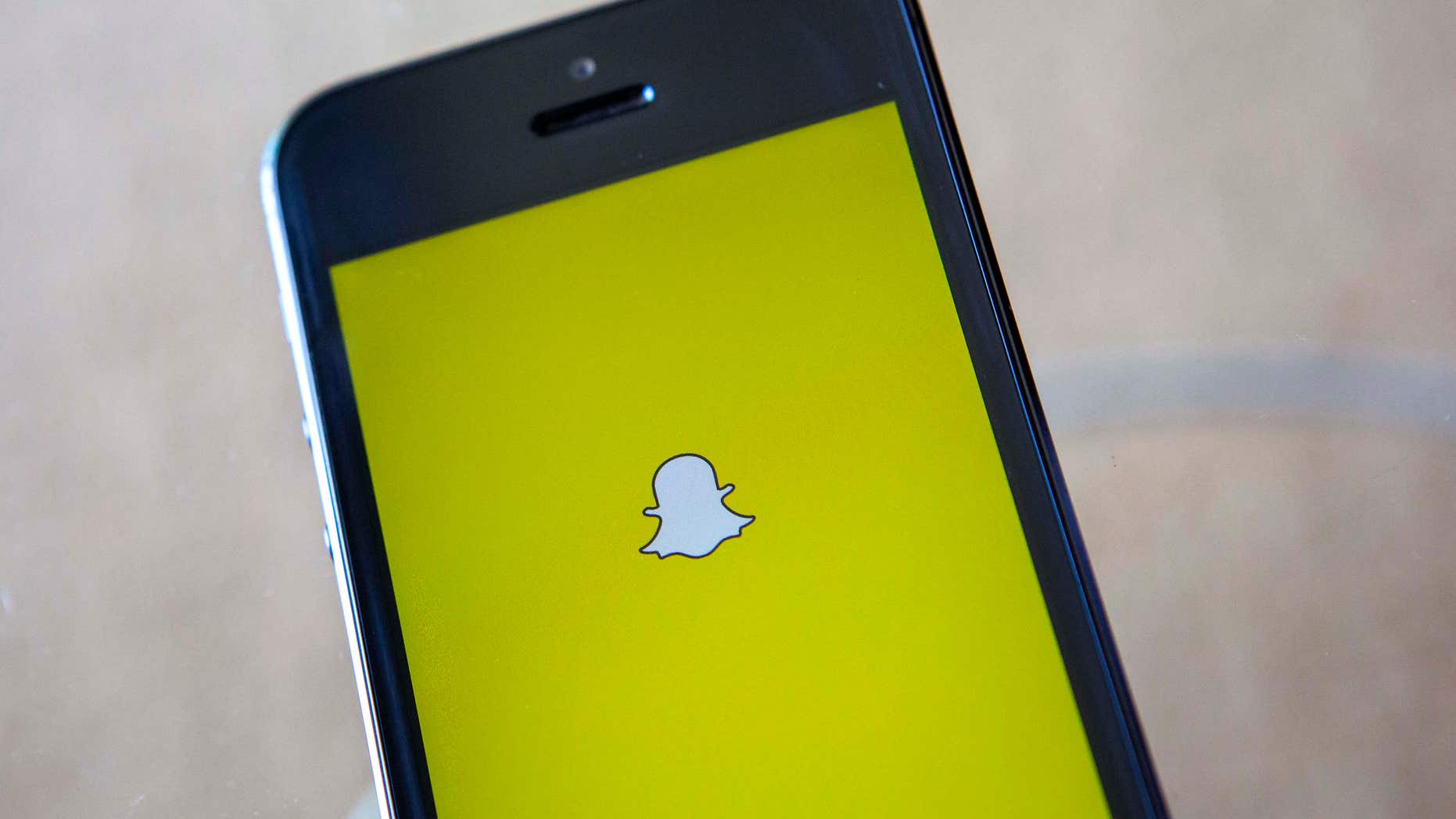 Snapchat Faces Lawsuit Over Explicit Material From Third Party Companies Fox News 