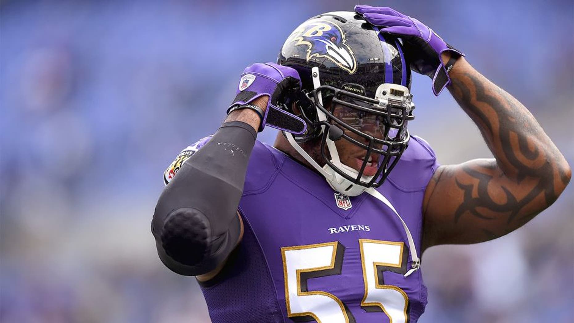 BALTIMORE, MD - NOVEMBER 30: Outside linebacker Terrell Suggs #55 of the Baltimore Ravens warms up before playing the San Diego Chargers at M&T Bank Stadium on November 30, 2014 in Baltimore, Maryland. (Photo by Patrick Smith/Getty Images)