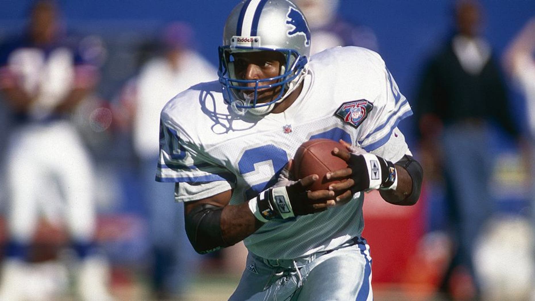 NEW YORK - OCTOBER 30: Barry Sanders #20 of the Detroit Lions carries the ball during the NFL game against the New York Giants at the Meadowlands on October 30, 1994 in East Rutherford, New Jersey. The Lions won 28 - 25. (Photo by Focus on Sport/Getty Images)