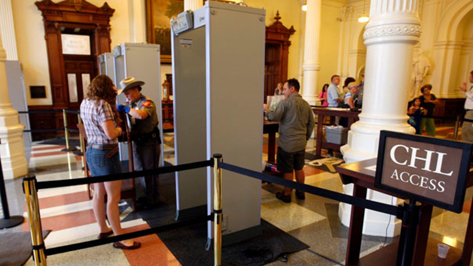 Gun Permit Allows Visitors Quick Access To Texas Capitol