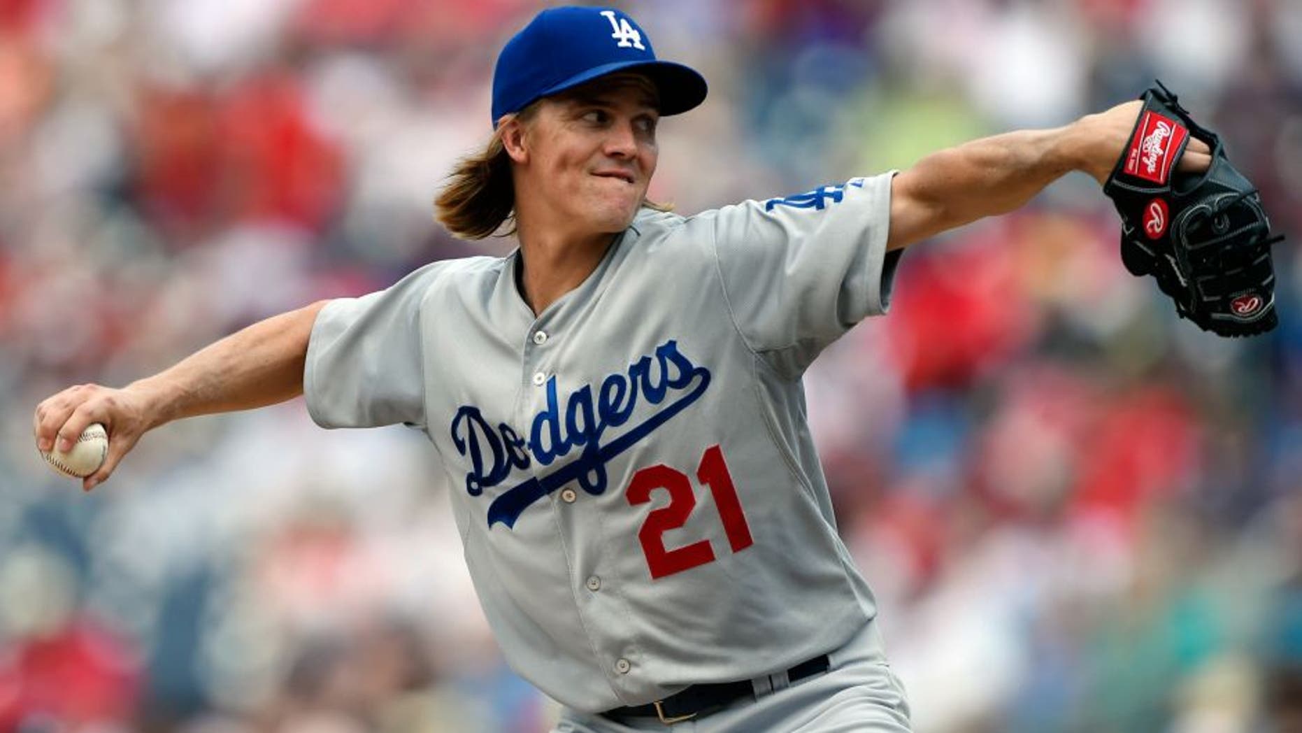 Jul 19, 2015; Washington, DC, USA; Los Angeles Dodgers pitcher Zack Greinke (21) pitches during the third inning against the Washington Nationals at Nationals Park. Mandatory Credit: Tommy Gilligan-USA TODAY Sports