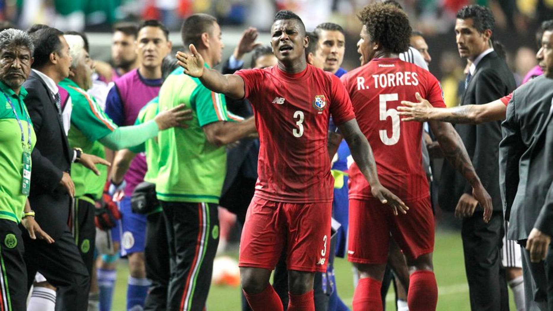 ATLANTA, UNITED STATES - July 22: Players of Panama argue after a defeat in a semi final match between Mexico and Panama as part of Gold Cup 2015 at Georgia Dome on July 22, 2015 in Atlanta, United States. (Photo by Omar Vega/LatinContent/Getty Images)