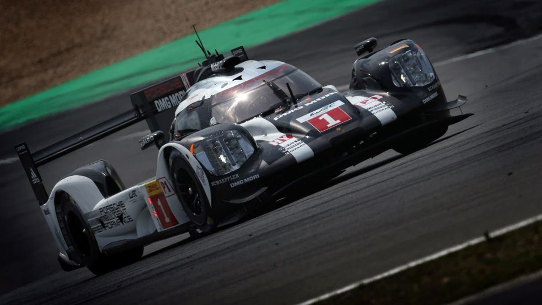 2016 FIA World Endurance Championship, Nurburgring, Germany. 22nd-24th July 2016, Timo Bernhard / Mark Webber / Brendon Hartley - Porsche 919 Hybrid World Copyright. Jakob Ebrey/LAT Photographic