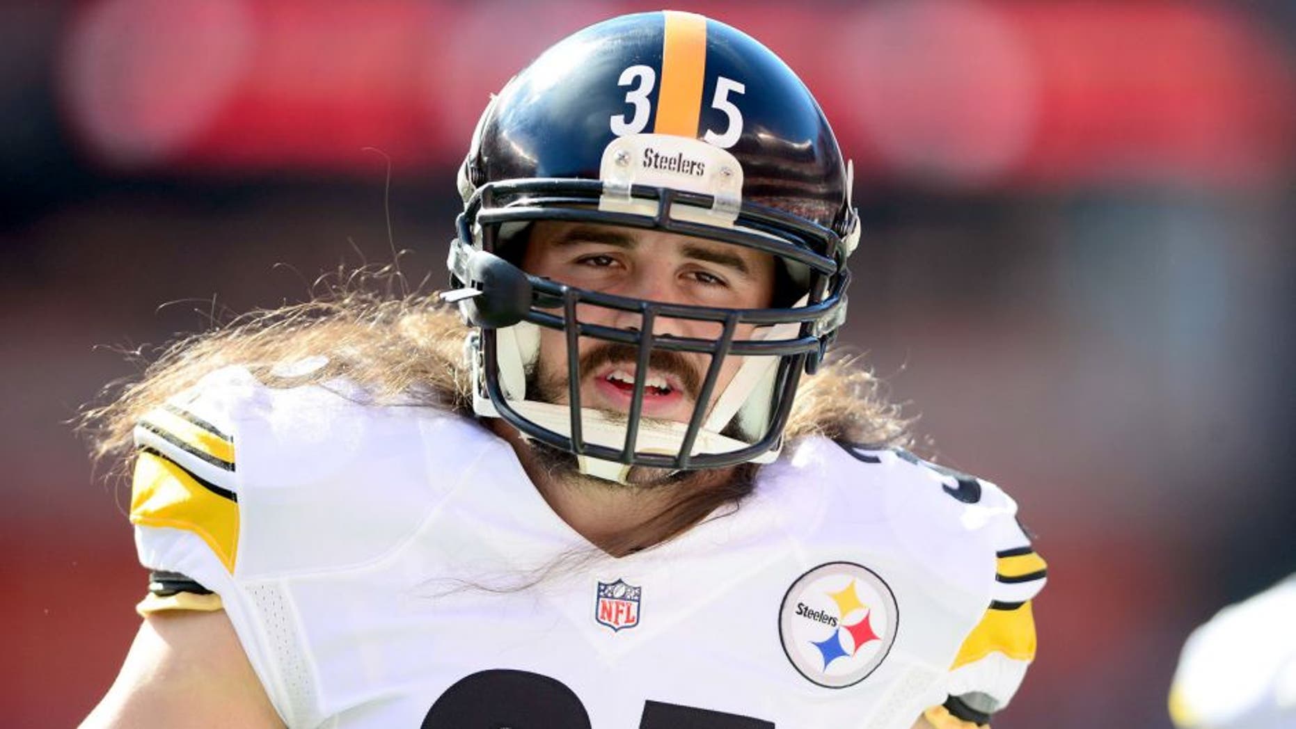 Oct 12, 2014; Cleveland, OH, USA; Pittsburgh Steelers safety Ross Ventrone (35) against the Cleveland Browns at FirstEnergy Stadium. Mandatory Credit: Andrew Weber-USA TODAY Sports
