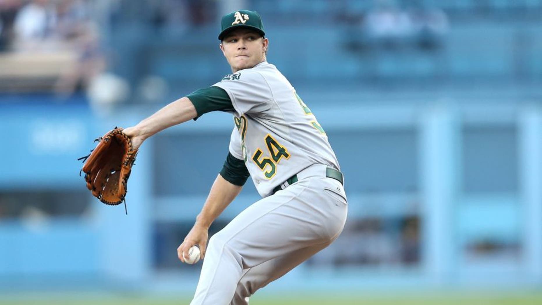 LOS ANGELES, CA - JULY 28: Sonny Gray #54 of the Oakland Athletics throws a pitch against the Los Angeles Dodgers at Dodger Stadium on July 28, 2015 in Los Angeles, California. (Photo by Stephen Dunn/Getty Images)
