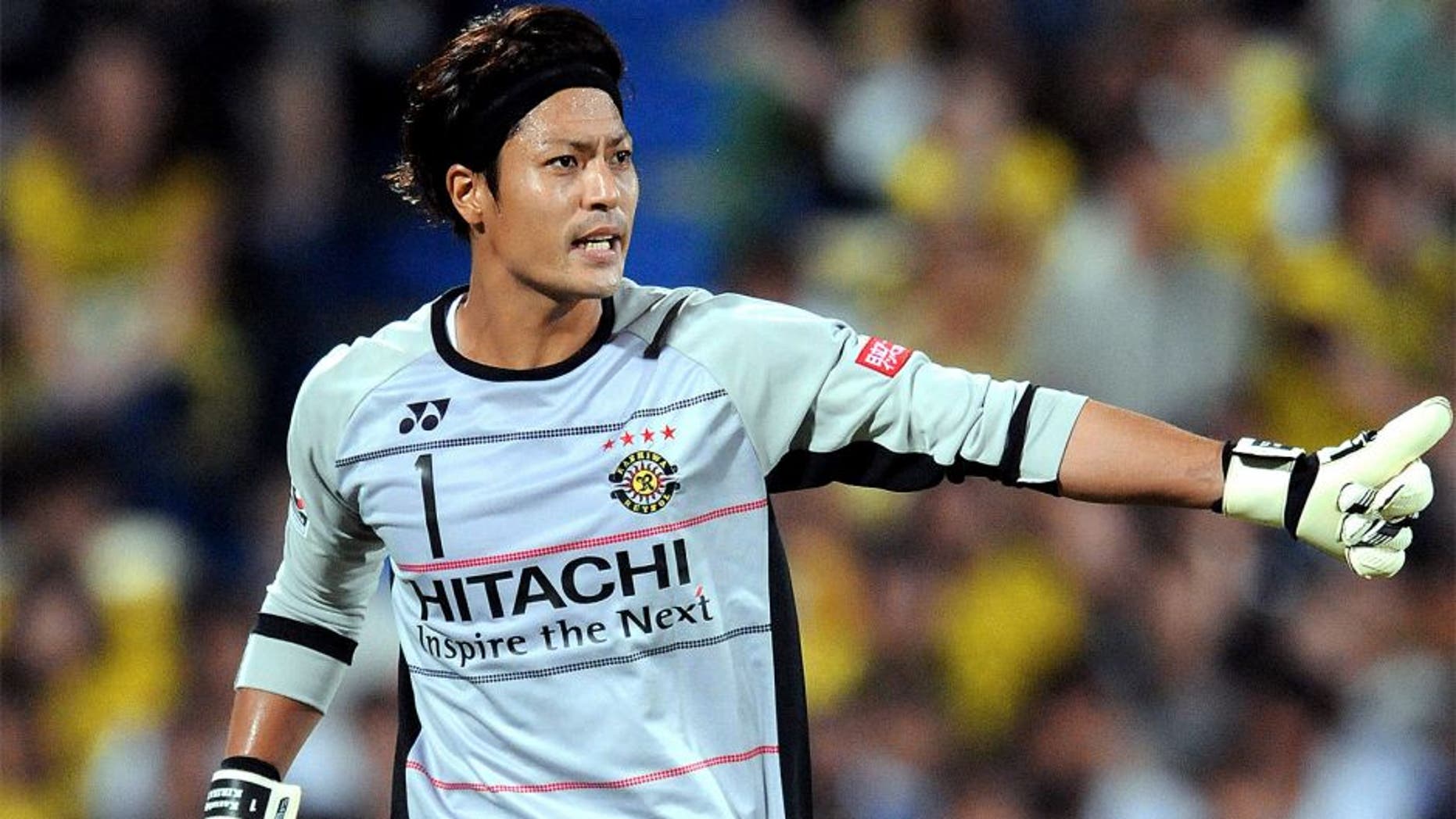 KASHIWA, JAPAN - JULY 11: (EDITORIAL USE ONLY) Kazushige Kirihata of Kashiwa Reysol looks on during the J.League match between Kashiwa Reysol and Sagan Tosu at Hitachi Kashiwa Soccer Stadium on July 11, 2015 in Kashiwa, Chiba, Japan. (Photo by Hiroki Watanabe/Getty Images)