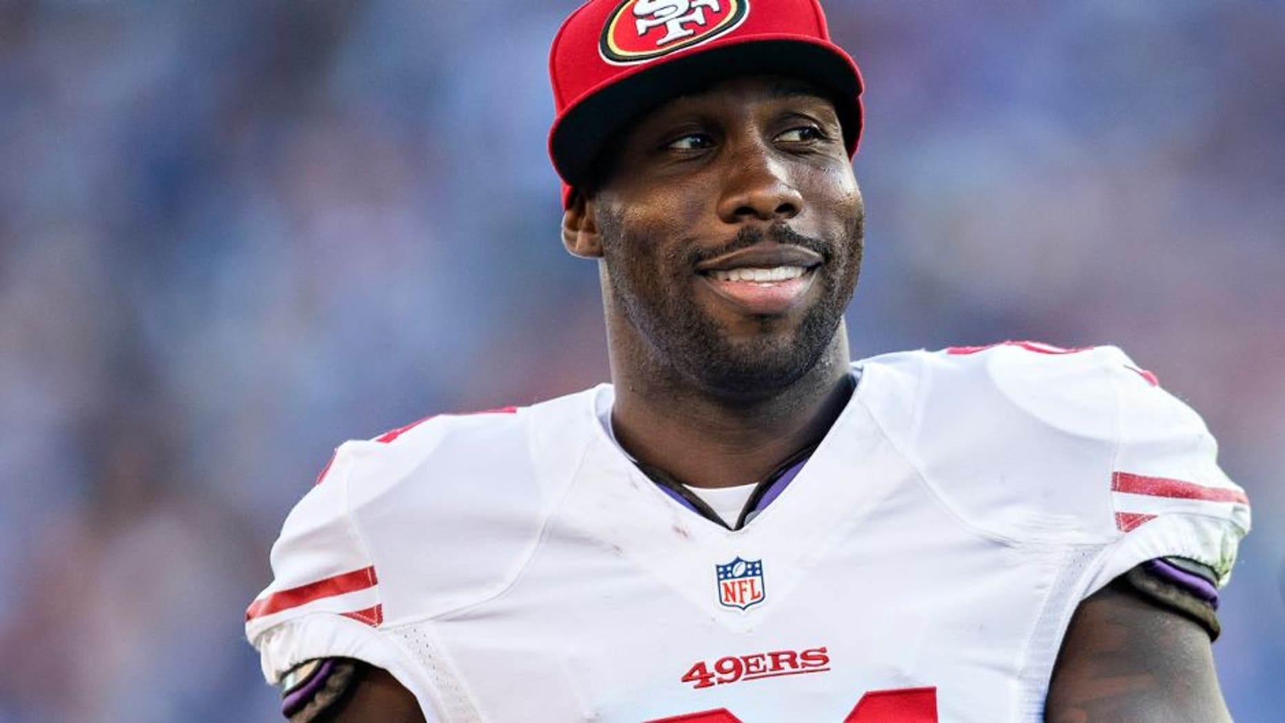 NASHVILLE, TN - OCTOBER 20: Anquan Boldin #81 of the San Francisco 49ers jokes with the officials during a game against the Tennessee Titans at LP Field on October 20, 2013 in Nashville, Tennessee. The 49ers defeated the Titans 31-17. (Photo by Wesley Hitt/Getty Images)