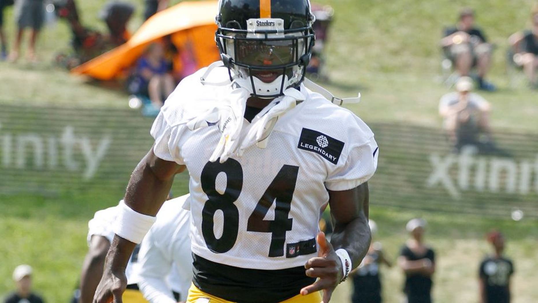 Jul 27, 2015; Latrobe, PA, USA; Pittsburgh Steelers wide receiver Antonio Brown (84) participates in drills during training camp at Saint Vincent College. Mandatory Credit: Charles LeClaire-USA TODAY Sports