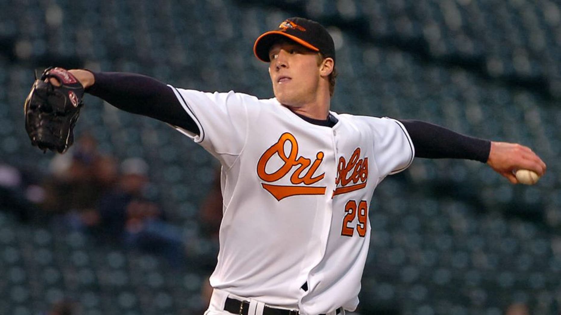 Baltimore Orioles starting pitcher Adam Loewen throws in the first inning during the Orioles' game against the Detroit Tigers at Camden Yards in Baltimore, Maryland, on Wednesday, April 11, 2007. (Elizabeth Malby/Baltimore Sun/MCT)