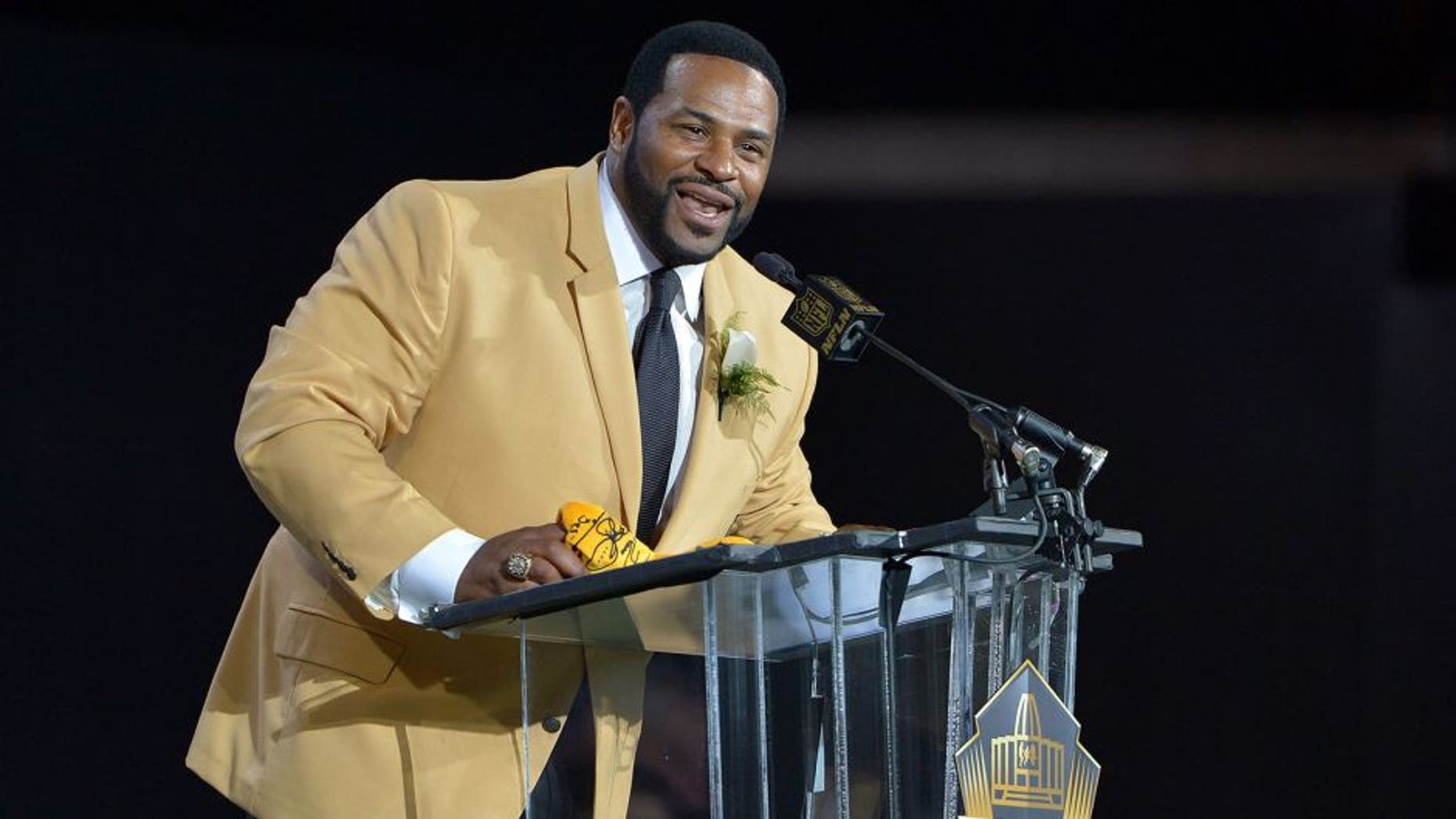 Aug 8, 2015; Canton, OH, USA; Jerome Bettis speaks during the 2015 Pro Football Hall of Fame enshrinement at Tom Benson Hall of Fame Stadium. Mandatory Credit: Kirby Lee-USA TODAY Sports