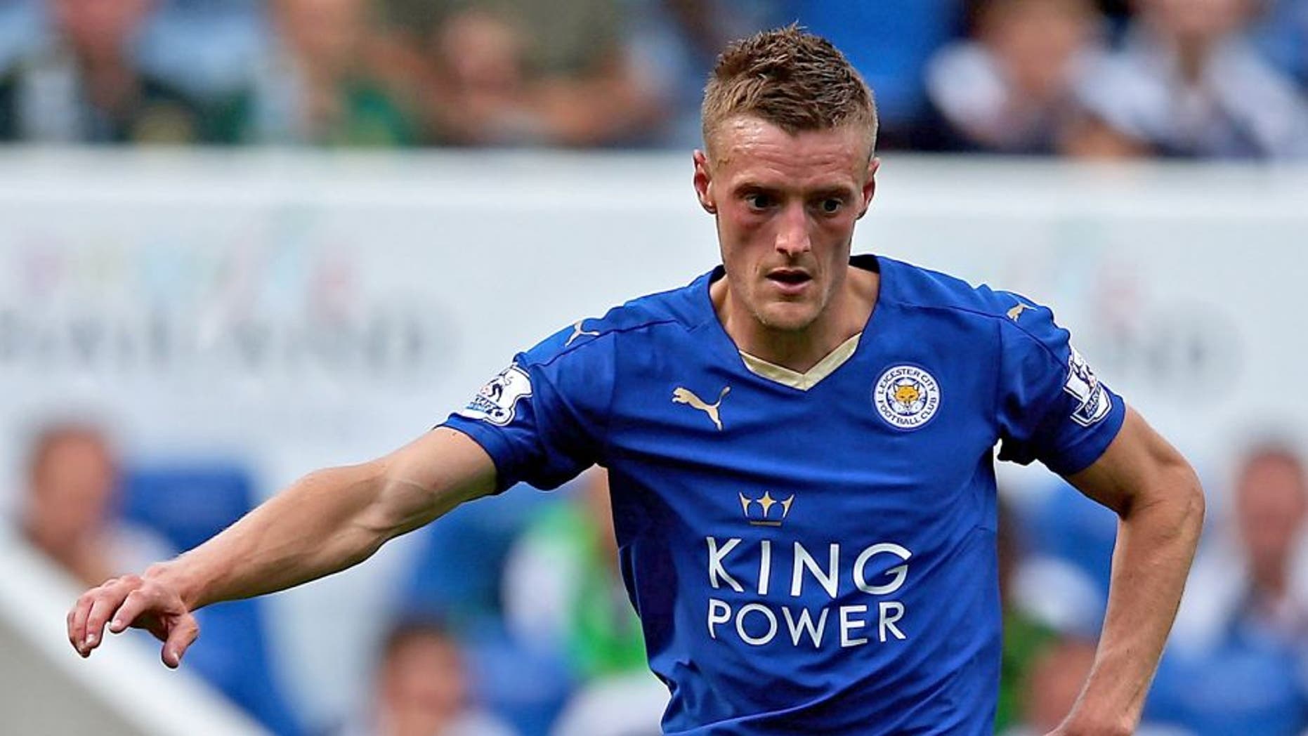 LEICESTER, ENGLAND - AUGUST 08: Jamie Vardy of Leicester City in action during the Barclays Premier League match between Leicester City and Sunderland at The King Power Stadium on 8th August, 2015 in Leicester. (Photo by Matthew Lewis/Getty Images)