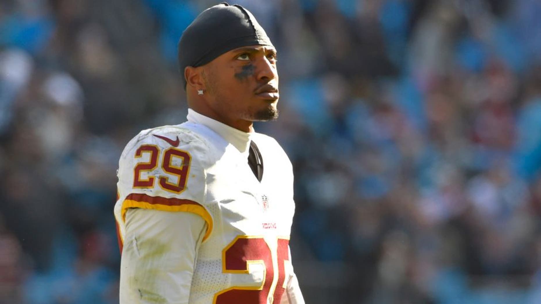 Nov 22, 2015; Charlotte, NC, USA; Washington Redskins cornerback Chris Culliver (29) in the second quarter at Bank of America Stadium. Mandatory Credit: Bob Donnan-USA TODAY Sports