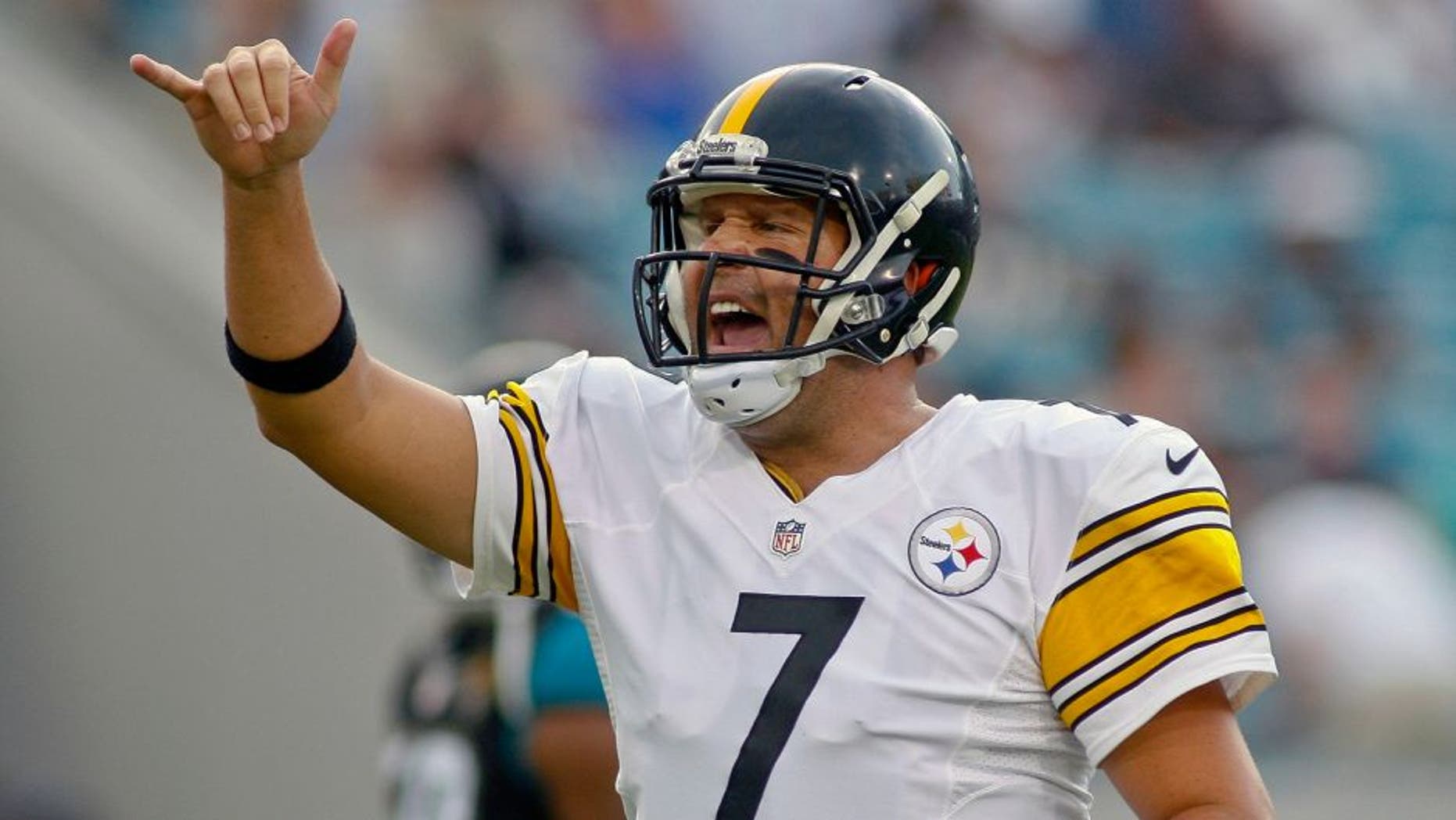Aug 14, 2015; Jacksonville, FL, USA; Pittsburgh Steelers quarterback Ben Roethlisberger (7) signals to his team mates they are going for a two-point conversion in the first quarter of a preseason NFL football game against the Jacksonville Jaguars at EverBank Field. Mandatory Credit: Phil Sears-USA TODAY Sports