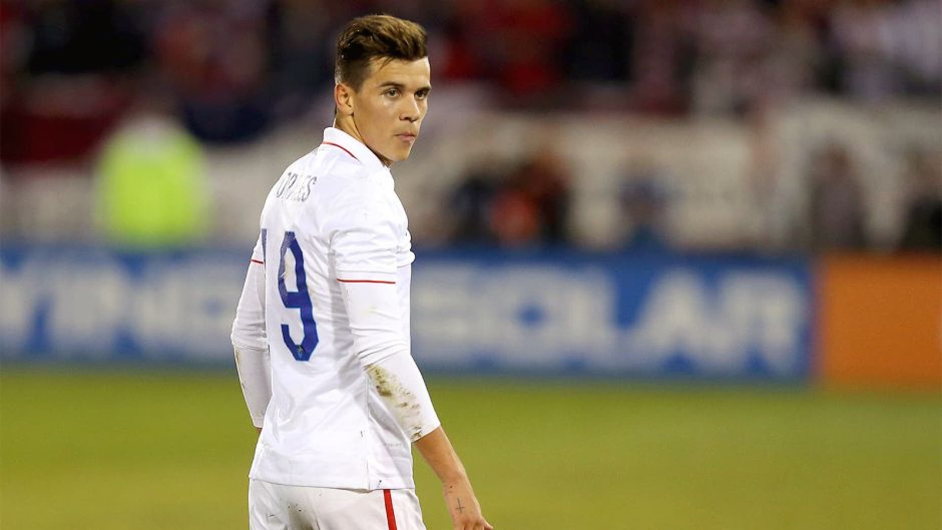 EAST HARTFORD, CT - OCTOBER 10: Alfredo Morales #19 of the United States looks on against Ecuador during an international friendly at Rentschler Field on October 10, 2014 in East Hartford, Connecticut. (Photo by Mike Lawrie/Getty Images)