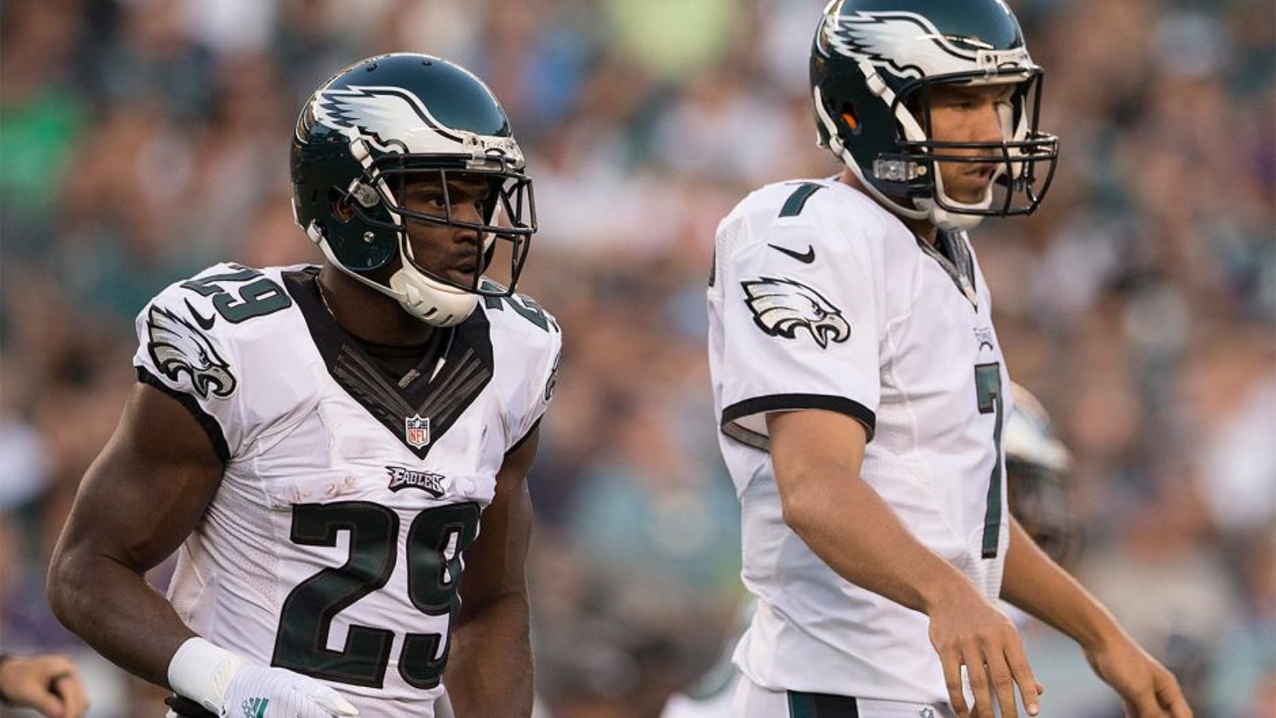 PHILADELPHIA, PA - AUGUST 22: Sam Bradford #7 and DeMarco Murray #29 of the Philadelphia Eagles play in the game against the Baltimore Ravens on August 22, 2015 at Lincoln Financial Field in Philadelphia, Pennsylvania. (Photo by Mitchell Leff/Getty Images)