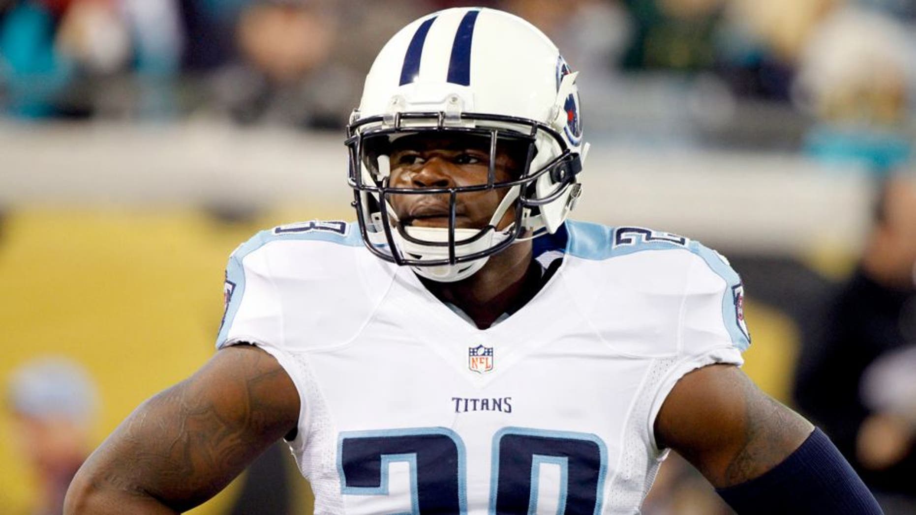Dec 18, 2014; Jacksonville, FL, USA; Tennessee Titans strong safety Marqueston Huff (28) works out prior to the game against the Jacksonville Jaguars at EverBank Field. Mandatory Credit: Kim Klement-USA TODAY Sports