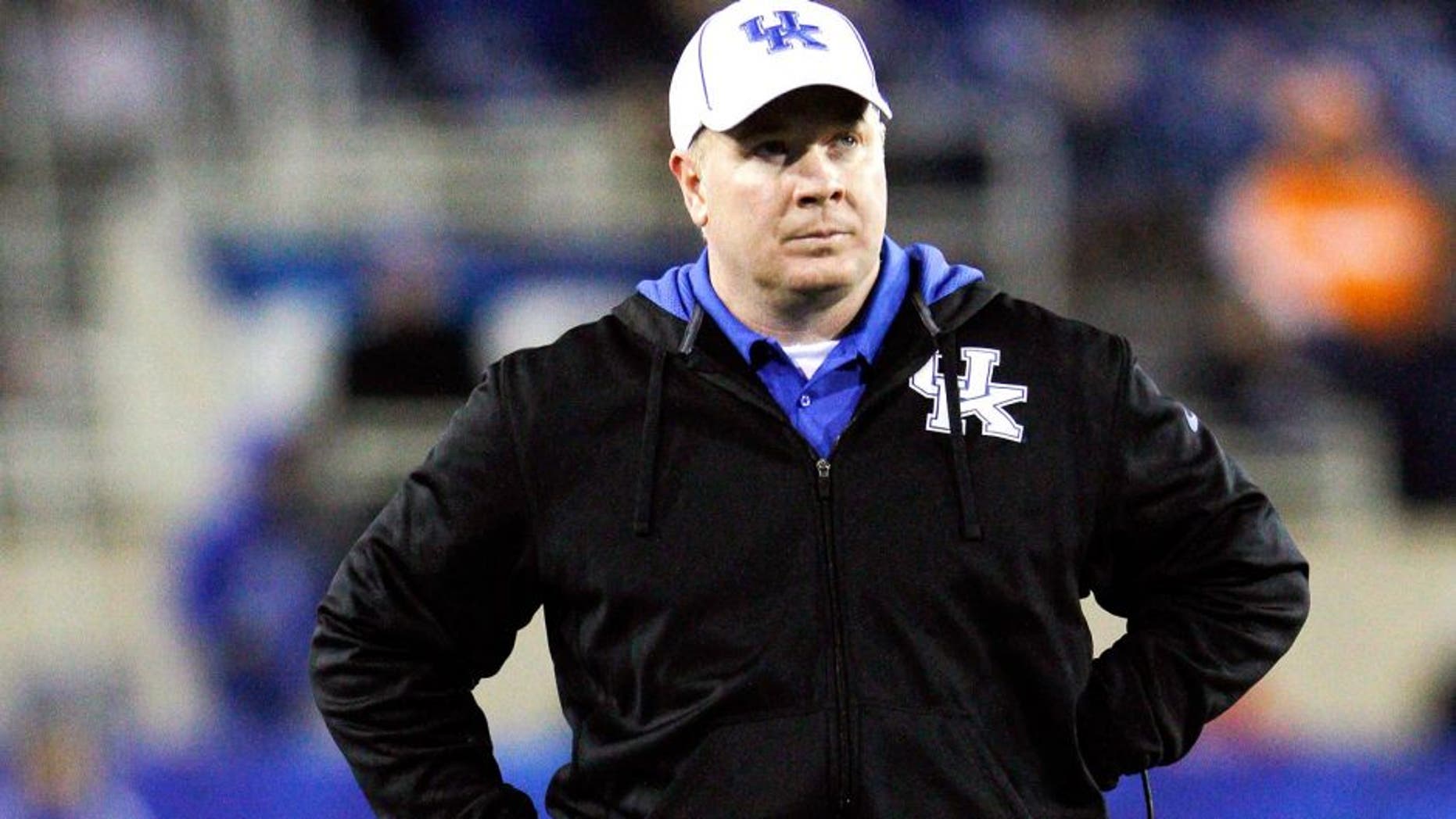 Nov 30, 2013; Lexington, KY, USA; Kentucky Wildcats head coach Mark Stoops during the game against the Tennessee Volunteers in the second half at Commonwealth Stadium. Tennessee defeated Kentucky 27-14. Mandatory Credit: Mark Zerof-USA TODAY Sports