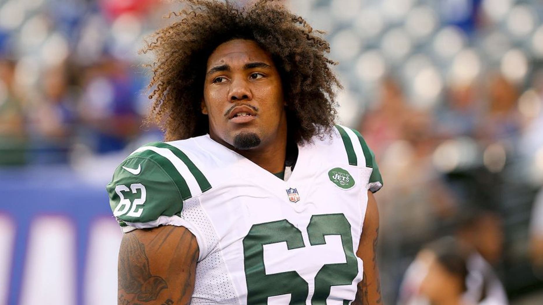 Aug 29, 2015; East Rutherford, NJ, USA; New York Jets defensive lineman Leonard Williams (62) during the pregame warmup for his game against the New York Giants at MetLife Stadium. Mandatory Credit: Ed Mulholland-USA TODAY Sports