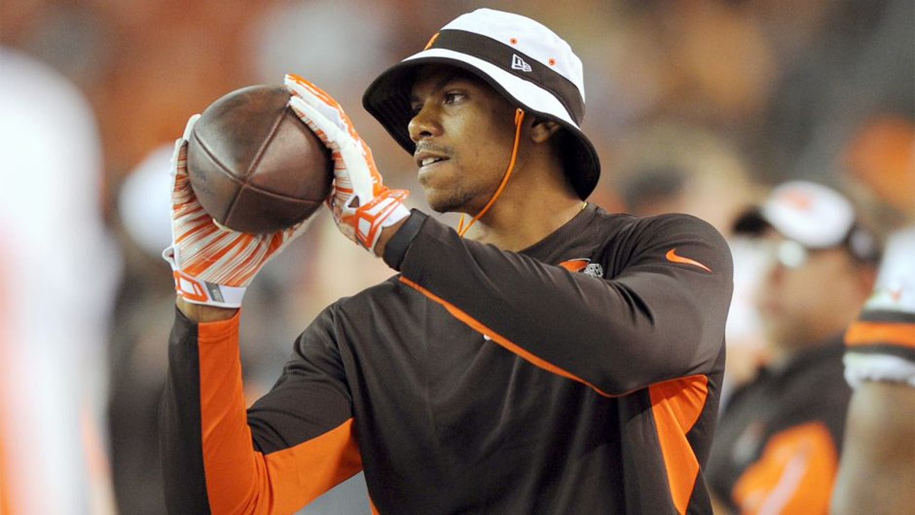 Aug 13, 2015; Cleveland, OH, USA; Cleveland Browns wide receiver Terrelle Pryor (87) plays catch on the sideline in a preseason NFL football game against the Washington Redskins at FirstEnergy Stadium. Mandatory Credit: Ken Blaze-USA TODAY Sports