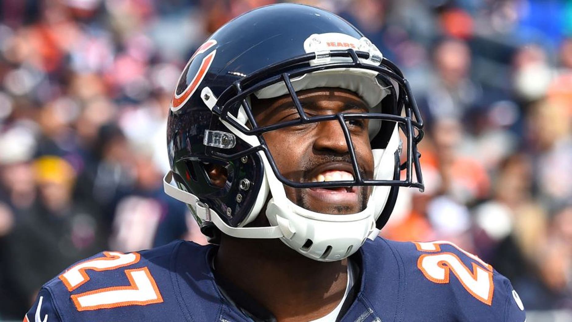 Oct 19, 2014; Chicago, IL, USA; Chicago Bears cornerback Sherrick McManis (27) during the first quarter at Soldier Field. Mandatory Credit: Mike DiNovo-USA TODAY Sports