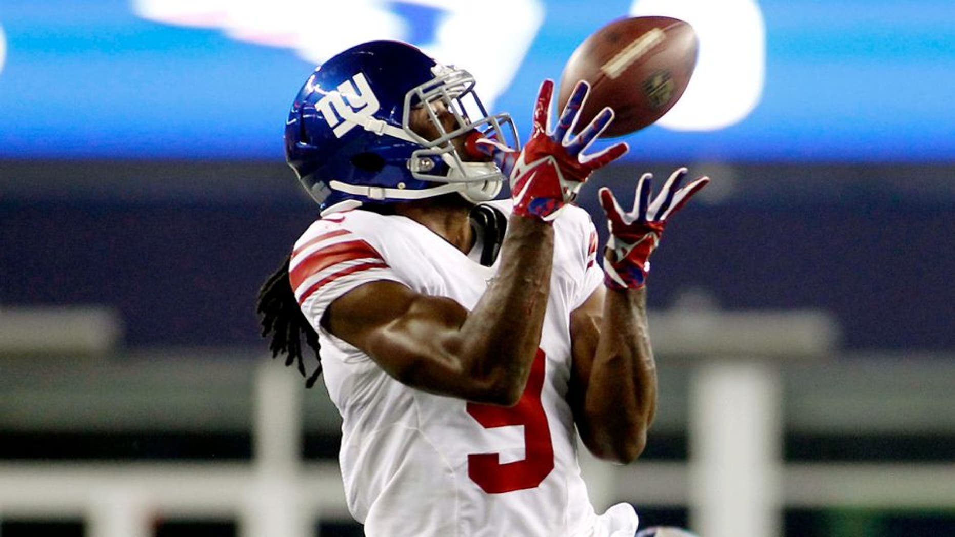 Sep 3, 2015; Foxborough, MA, USA; New York Giants wide receiver Geremy Davis (9) makes a reception during the fourth quarter against the New England Patriots at Gillette Stadium. Mandatory Credit: Stew Milne-USA TODAY Sports