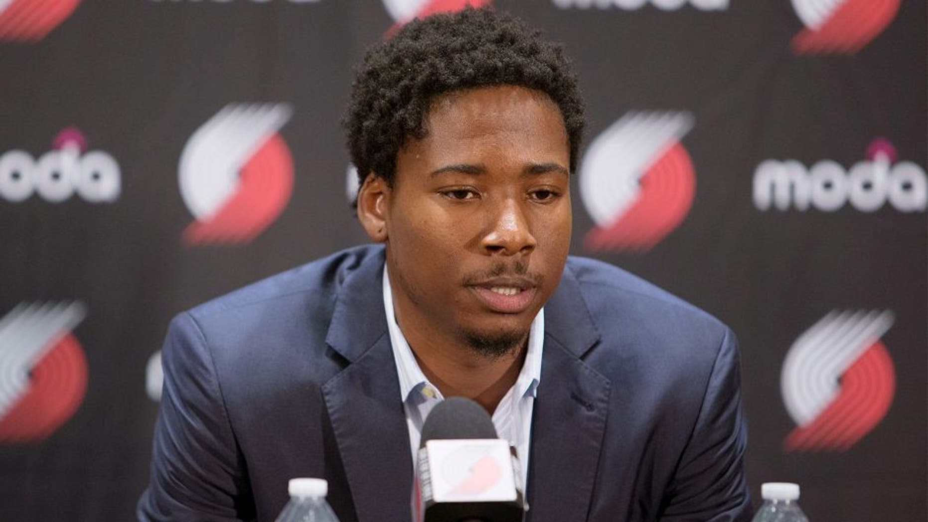 PORTLAND, OR - JULY 9: Ed Davis #17 of the Portland Trail Blazers is introduced to the media after signing with the team July 9, 2015 at the Trail Blazer Practice Facility in Portland, Oregon. NOTE TO USER: User expressly acknowledges and agrees that, by downloading and or using this photograph, User is consenting to the terms and conditions of the Getty Images License Agreement. Mandatory Copyright Notice: Copyright 2015 NBAE (Photo by Sam Forencich/NBAE via Getty Images)
