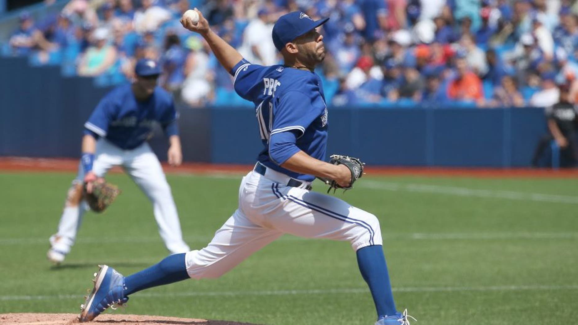 TORONTO, CANADA - SEPTEMBER 5: David Price #14 of the Toronto Blue Jays pitches in the fourth inning during MLB game action against the Baltimore Orioles on September 5, 2015 at Rogers Centre in Toronto, Ontario, Canada. (Photo by Tom Szczerbowski/Getty Images)