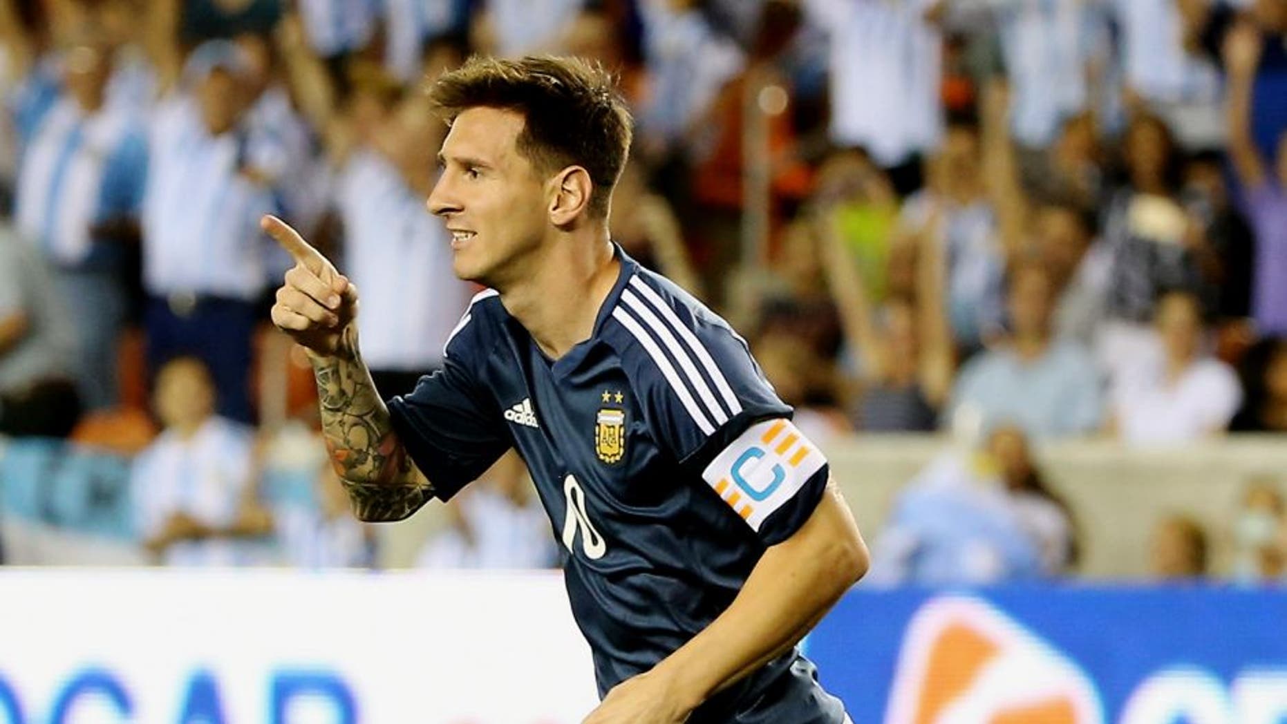 HOUSTON, TX - SEPTEMBER 04: Lionel Messi #10 of Argentina celebrates after he scores a goal past Dainel Vaca #1 of Bolivia during their international friendly match at BBVA Compass Stadium on September 4, 2015 in Houston, Texas. (Photo by Scott Halleran/Getty Images)