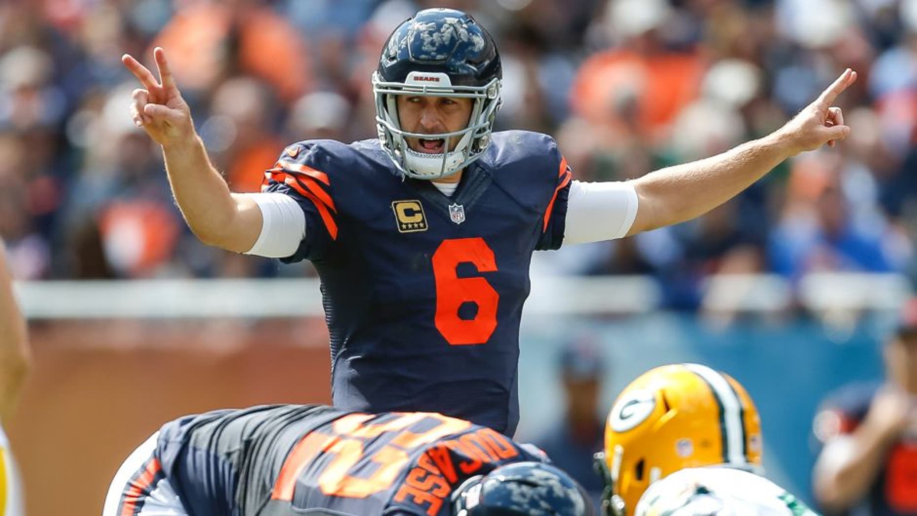 CHICAGO, IL - SEPTEMBER 13: Quarterback Jay Cutler #6 of the Chicago Bears calls a play in the first half against the Green Bay Packers at Soldier Field on September 13, 2015 in Chicago, Illinois. (Photo by Wesley Hitt/Getty Images)