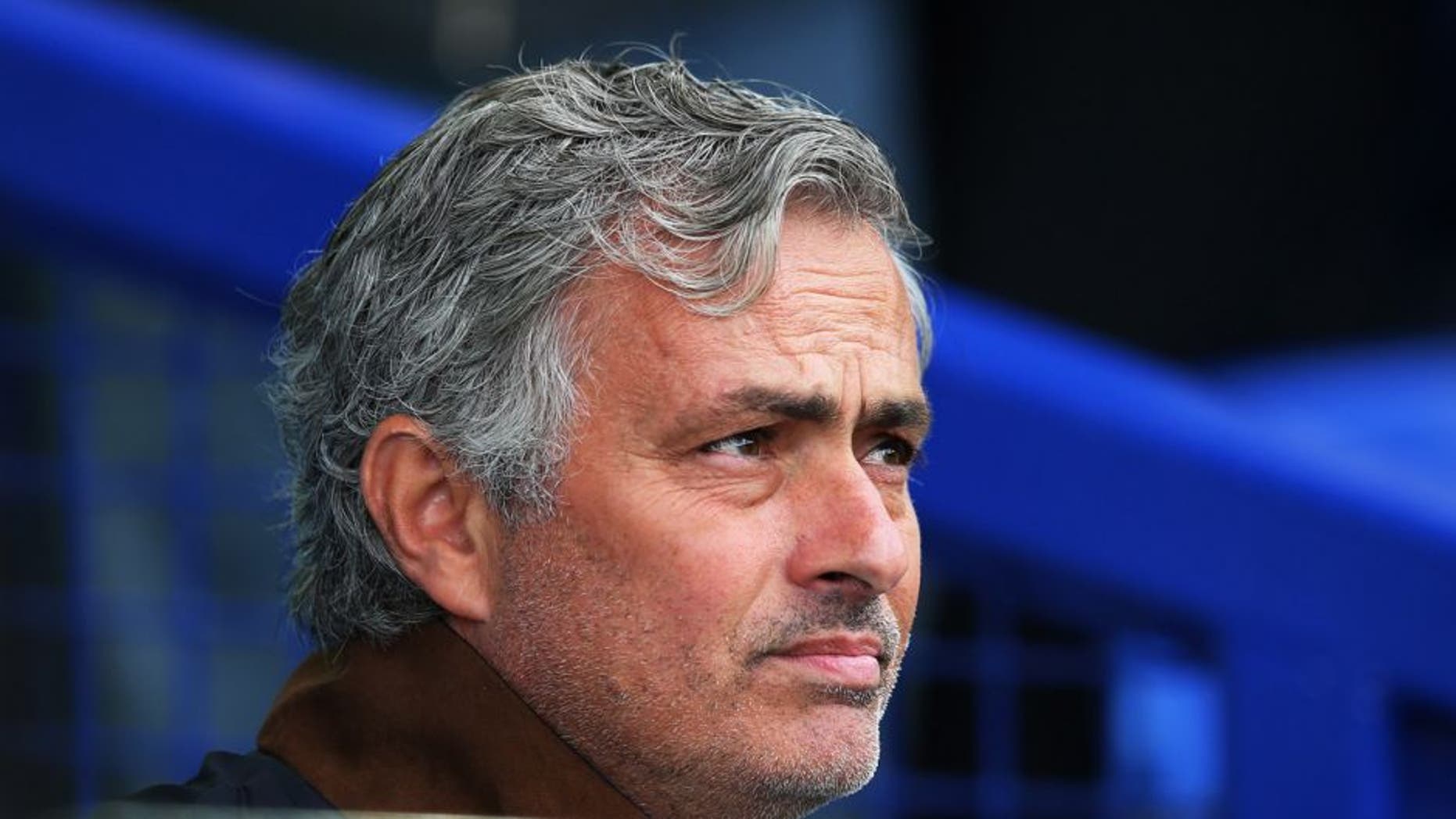 LIVERPOOL, ENGLAND - SEPTEMBER 12: Jose Mourinho, manager of Chelsea looks on during the Barclays Premier League match between Everton and Chelsea at Goodison Park on September 12, 2015 in Liverpool, United Kingdom. (Photo by Alex Livesey/Getty Images)
