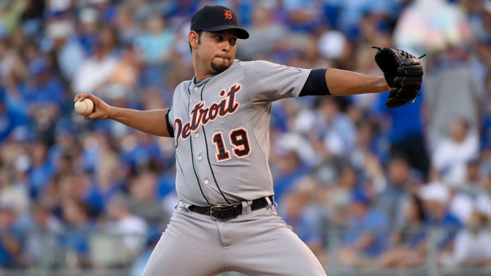 KANSAS CITY, MO - AUGUST 11: Anibal Sanchez #19 of the Detroit Tigers throws against the Kansas City Royals at Kauffman Stadium on August 11, 2015 in Kansas City, Missouri. (Photo by Ed Zurga/Getty Images)