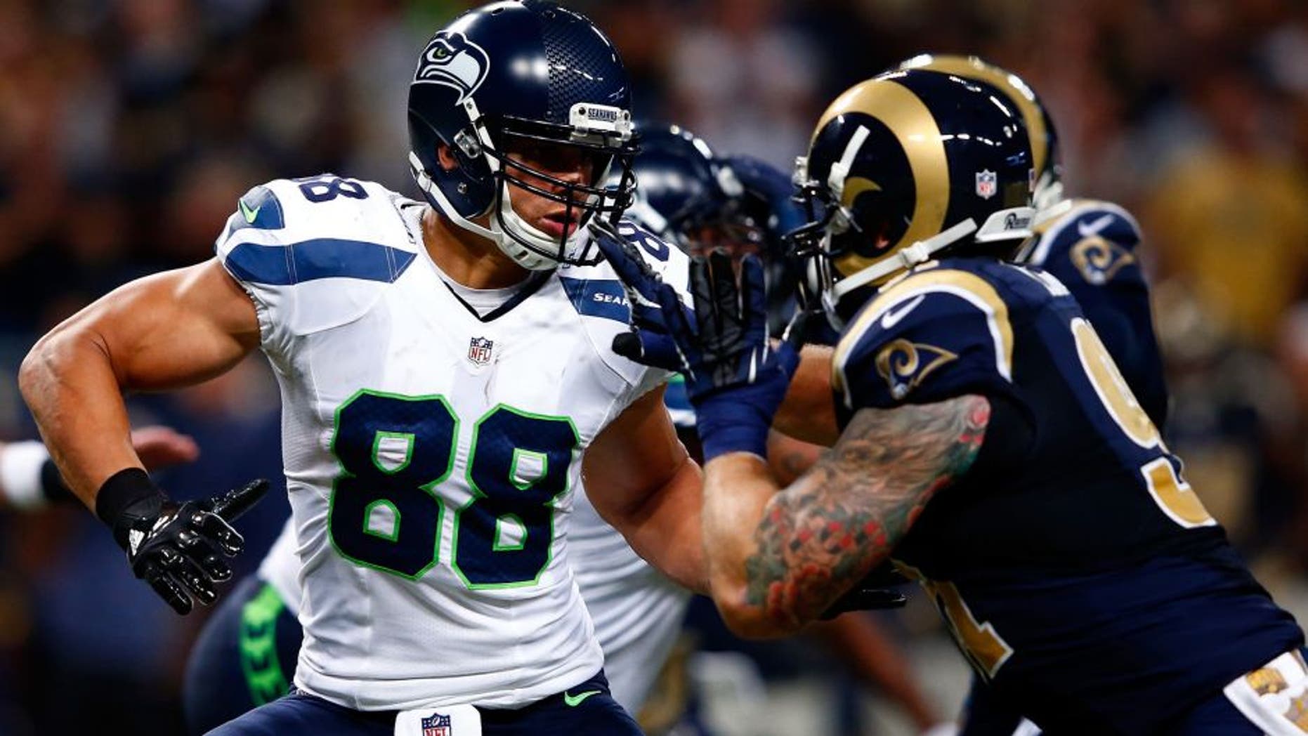 ST LOUIS, MO - SEPTEMBER 13: Tight end Jimmy Graham #88 of the Seattle Seahawks in action during the game against the Seattle Seahawks at Edward Jones Dome on September 13, 2015 in St Louis, Missouri. (Photo by Jamie Squire/Getty Images)