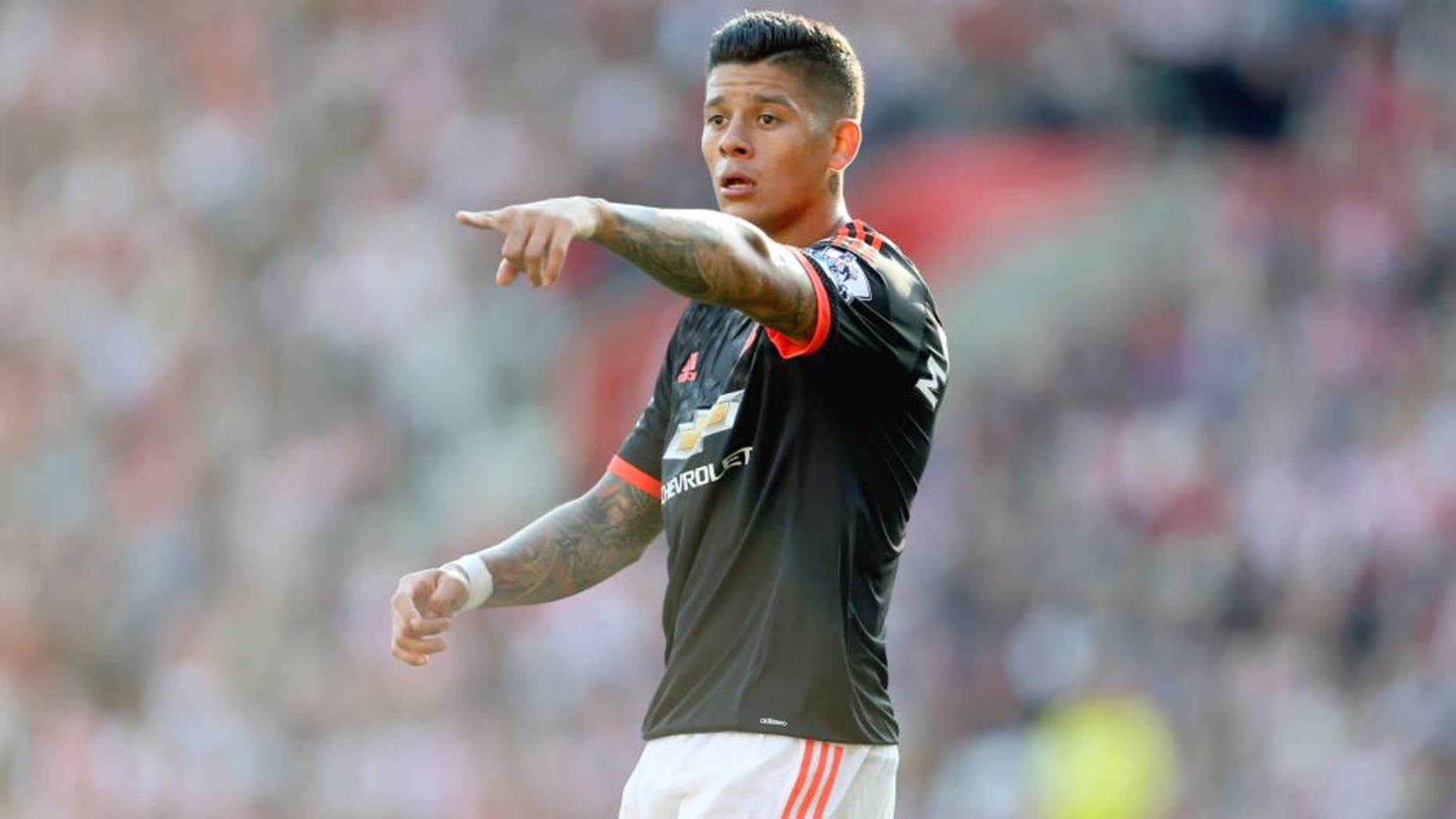 SOUTHAMPTON, ENGLAND - SEPTEMBER 20: Marcos Rojo of Manchester United during the Barclays Premier League match at St Mary's stadium between Southampton and Manchester United on September 20, 2015 in Southampton, United Kingdom. (Photo by Catherine Ivill - AMA/Getty Images)