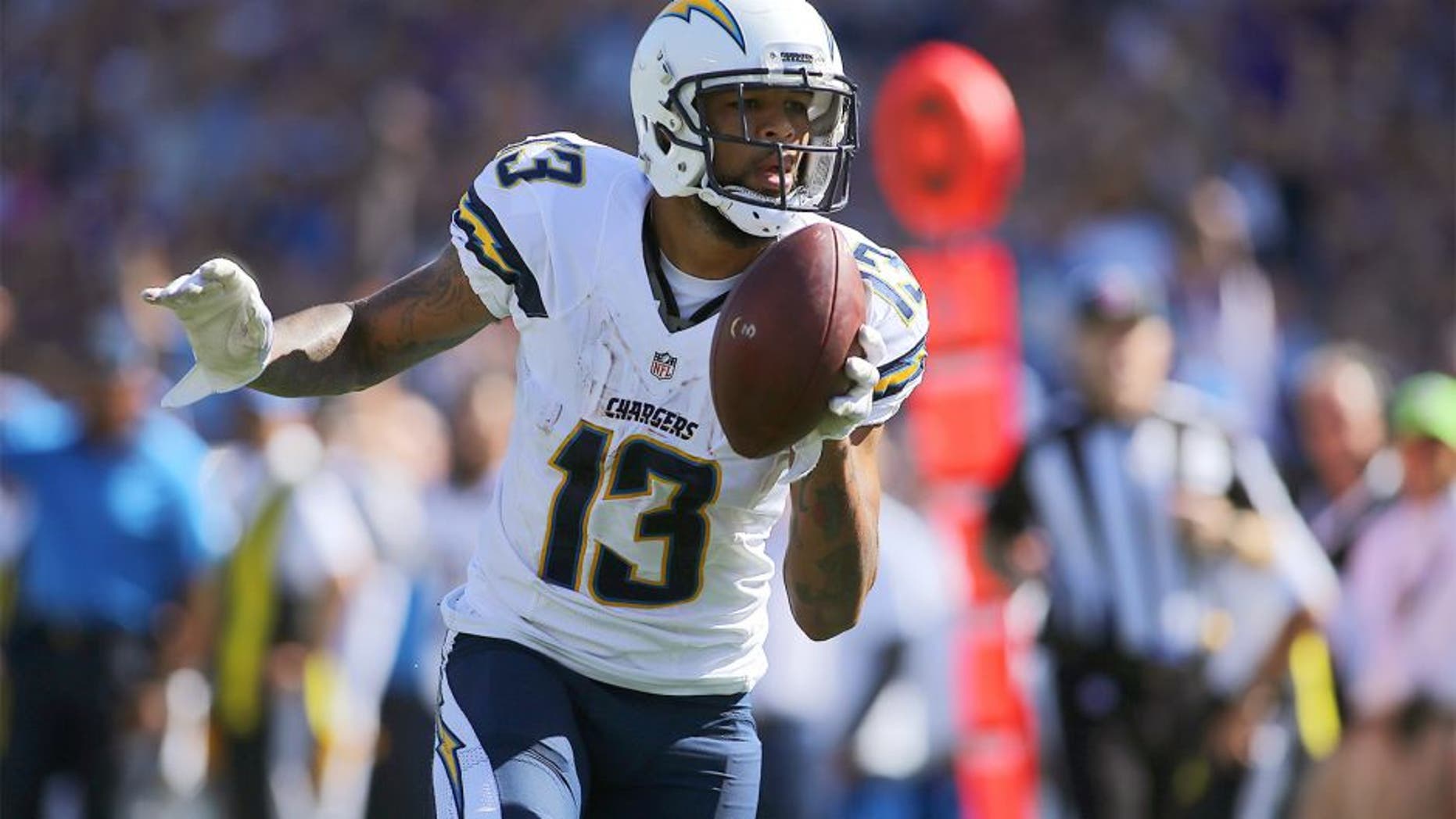 MINNEAPOLIS, MN - SEPTEMBER 27: Keenan Allen #13 of the San Diego Chargers celebrates after catching a pass for a touchdown against the Minnesota Vikings in the second quarter at TCF Bank Stadium on September 27, 2015 in Minneapolis, Minnesota. (Photo by Adam Bettcher/Getty Images)