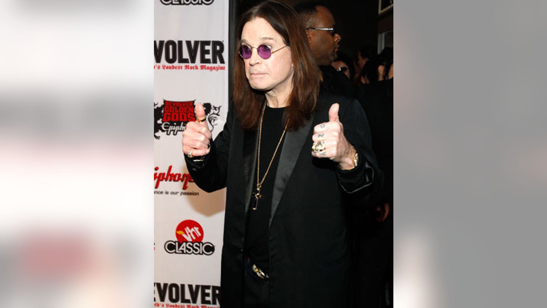 is ozzy osbourne still alive yes or no is ozzy osbourne still alive yes or no