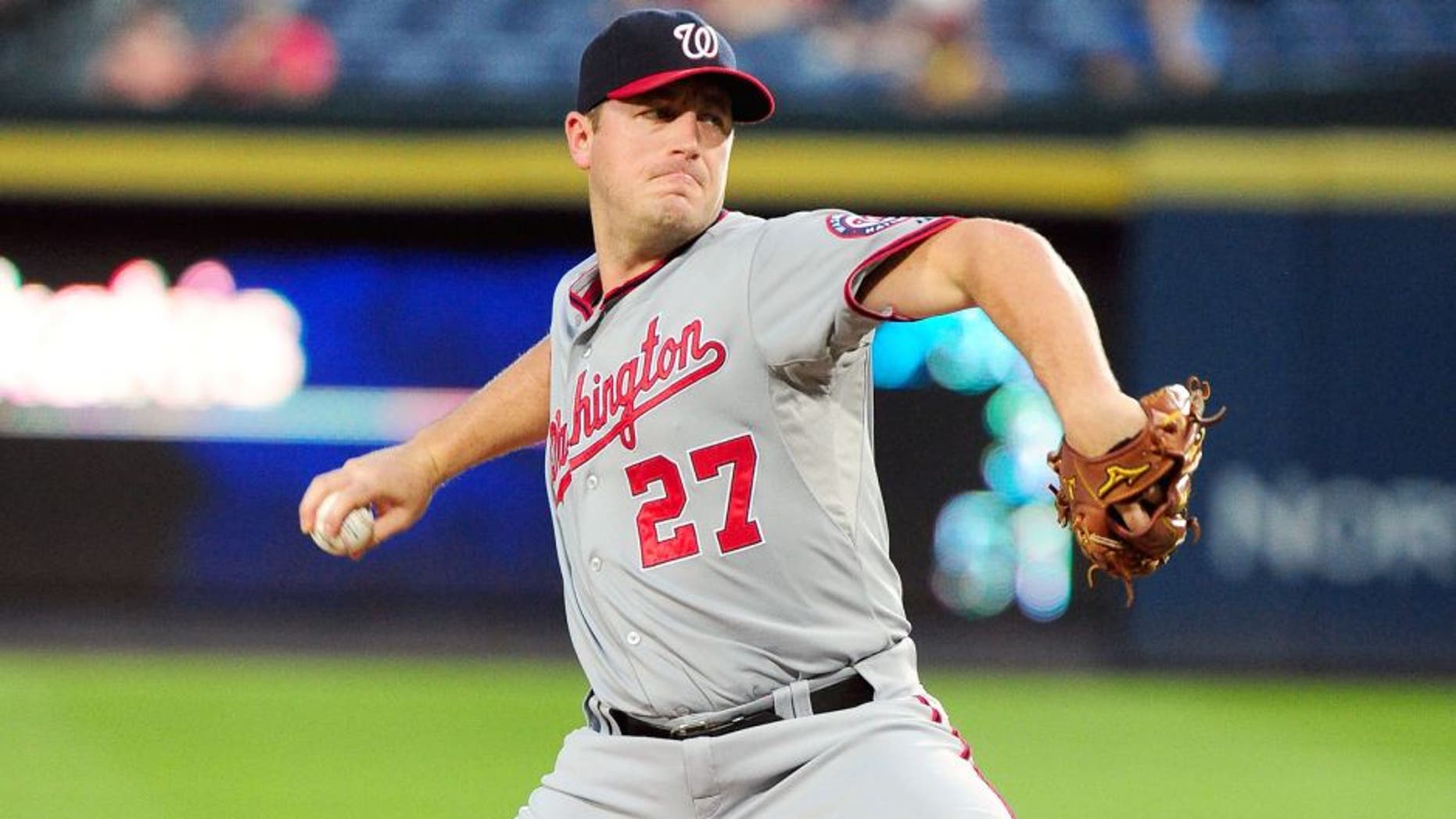 ATLANTA, GA - SEPTEMBER 30: Jordan Zimmermann #27 of the Washington Nationals throws a first inning pitch against the Atlanta Braves at Turner Field on September 30, 2015 in Atlanta, Georgia. (Photo by Scott Cunningham/Getty Images)