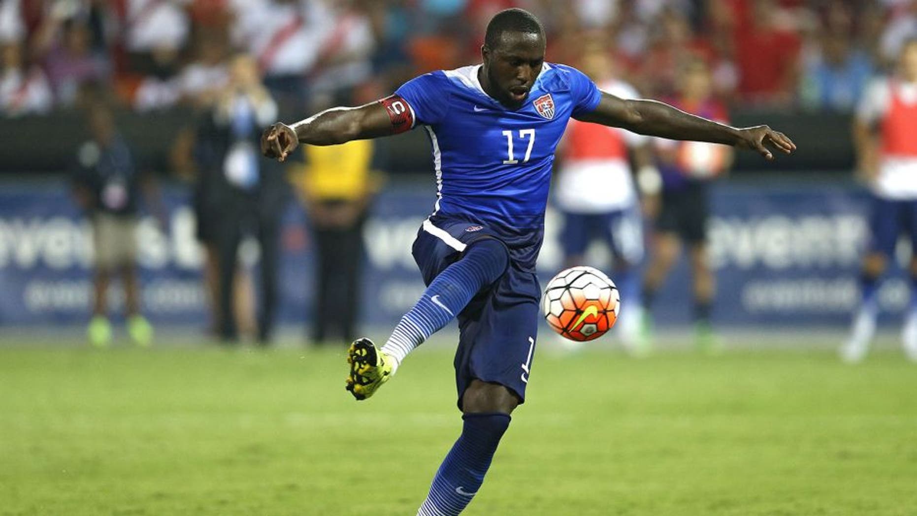 WASHINGTON, DC - SEPTEMBER 04: Jozy Altidore #17 of the United States scores a goal against Peru in the second half during an international friendly at RFK Stadium on September 4, 2015 in Washington, DC. (Photo by Patrick Smith/Getty Images)