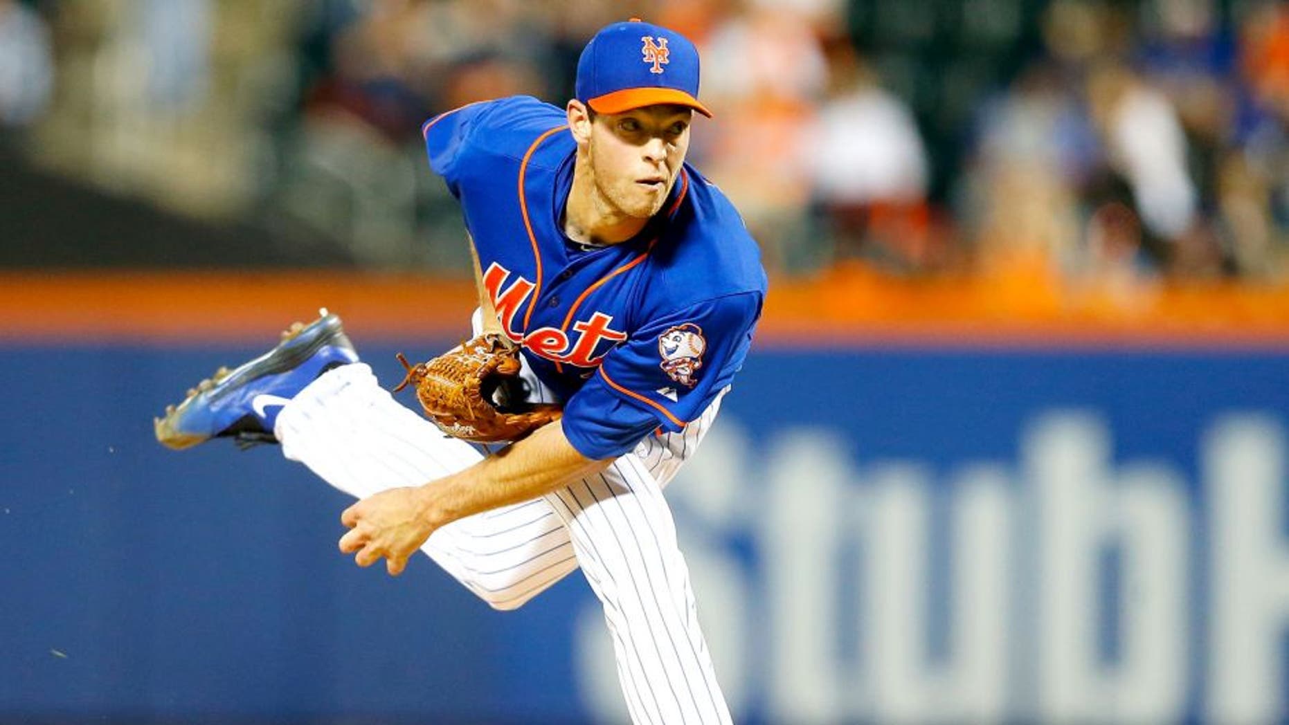 NEW YORK, NY - SEPTEMBER 18: (NEW YORK DAILIES OUT) Steven Matz #32 of the New York Mets pitches in the first inning against the New York Yankees at Citi Field on September 18, 2015 in the Flushing neighborhood of the Queens borough of New York City. The Mets defeated the Yankees 5-1. (Photo by Jim McIsaac/Getty Images)