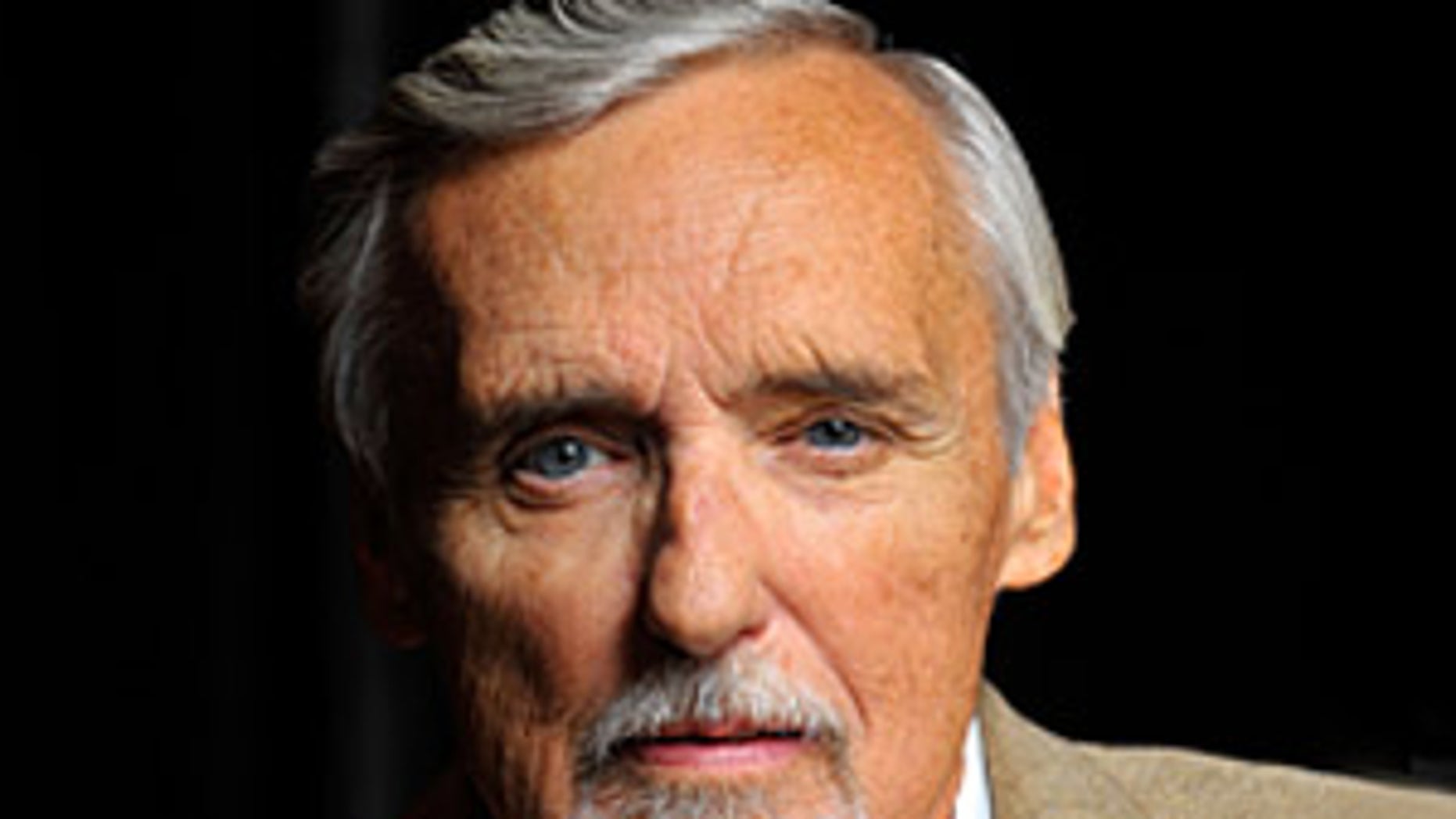 Next photo of Dennis Hopper