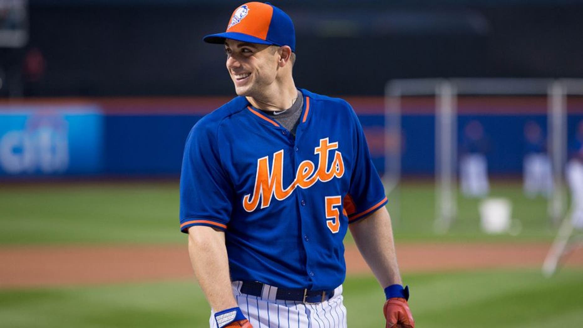 NEW YORK, NY - OCTOBER 13: David Wright #5 of the New York Mets looks on during batting practice before Game 4 of the NLDS against the Los Angeles Dodgers at Citi Field on Tuesday, October 13, 2015 in the Queens borough of New York City. (Photo by Alex Trautwig/MLB Photos via Getty Images) *** Local Caption)