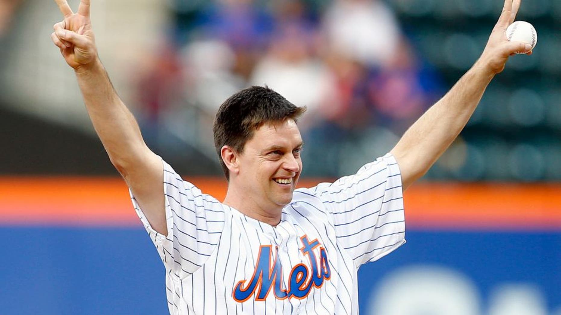 NEW YORK, NY - MAY 29: Comedian Jim Breuer throws out the first pitch before a game between the Miami Marlins and New York Mets on May 29, 2015 at Citi Field in the Flushing neighborhood of the Queens borough of New York City. (Photo by Rich Schultz/Getty Images)