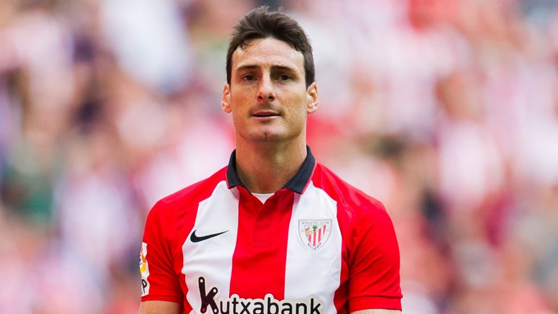 BILBAO, SPAIN - SEPTEMBER 13: Aritz Aduriz of Athletic Club Bilbao celebrates after scoring during the La Liga match between Athletic Club and Getafe CF at San Mames Stadium on September 13, 2015 in Bilbao, Spain. (Photo by Juan Manuel Serrano Arce/Getty Images)
