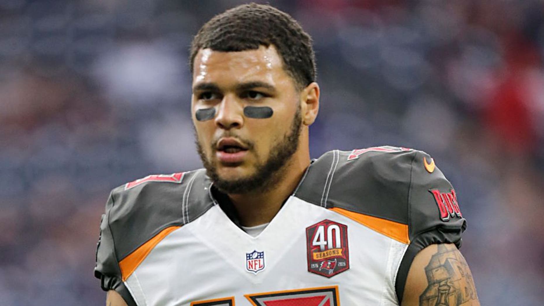 HOUSTON, TX - SEPTEMBER 27: Mike Evans #13 of the Tampa Bay Buccaneers in pre-game warm up before playing against the Houston Texans on September 27, 2015 at NRG Stadium in Houston, Texas. (Photo by Thomas B. Shea/Getty Images)