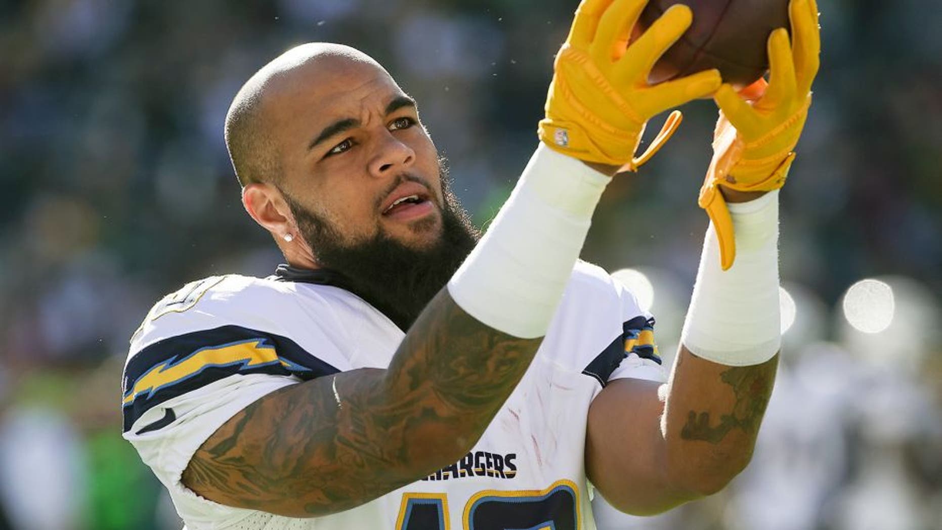 GREEN BAY, WI - OCTOBER 18: Keenan Allen #13 of the San Diego Chargers warms up prior to the game against the Green Bay Packers at Lambeau Field on October 18, 2015 in Green Bay, Wisconsin. (Photo by Jonathan Daniel/Getty Images)