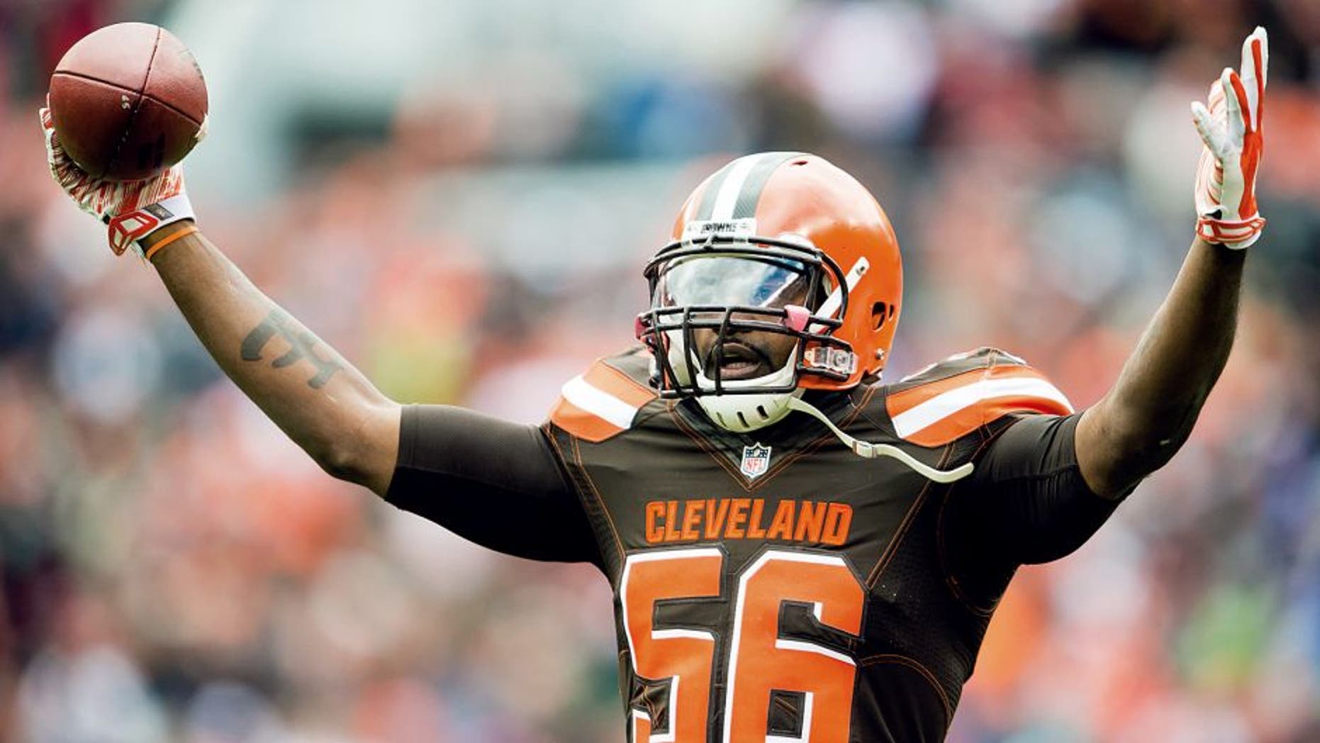 CLEVELAND, OH - OCTOBER 18: Inside linebacker Karlos Dansby #56 of the Cleveland Browns celebrates after making an interception during the first half against the Denver Broncos at FirstEnergy Stadium on October 18, 2015 in Cleveland, Ohio. (Photo by Jason Miller/Getty Images)